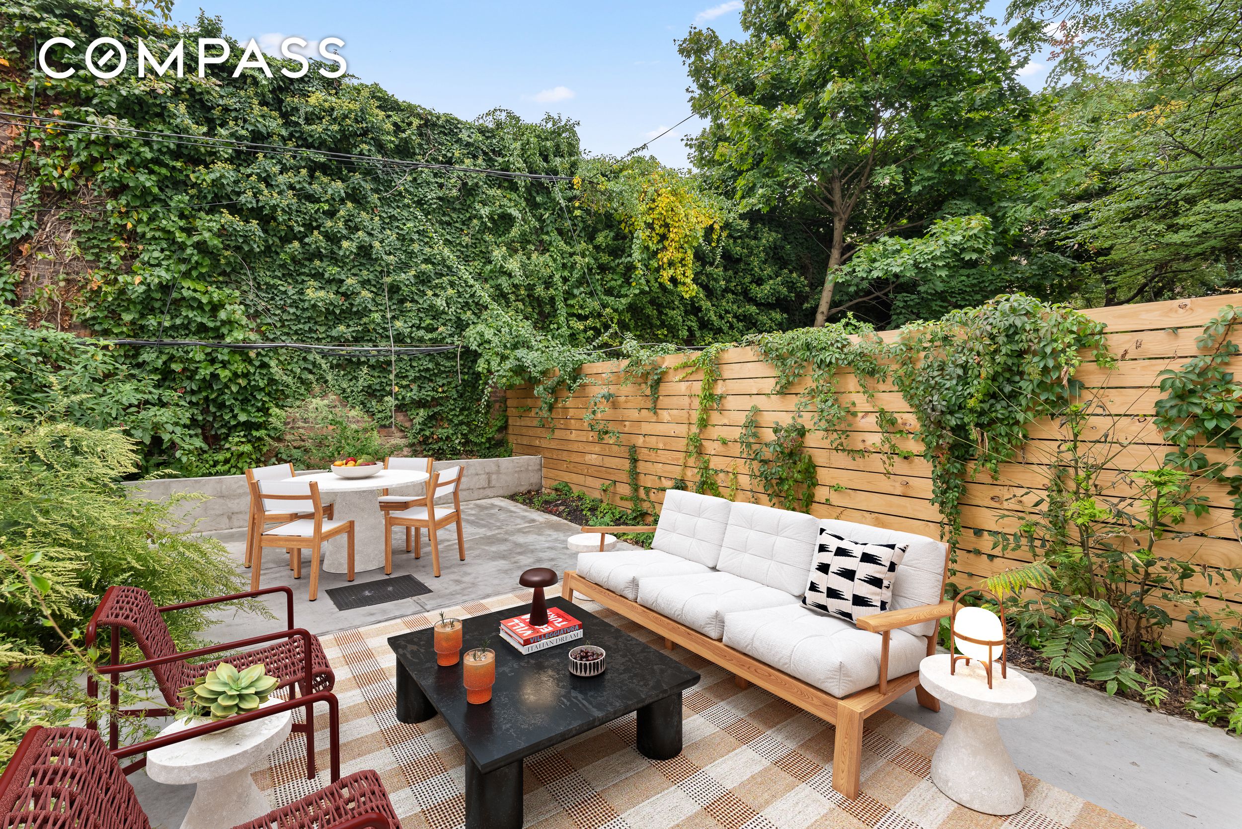 #1 photo, 140 Moffat Street, ブルックリン区 Bushwick , NY 11207