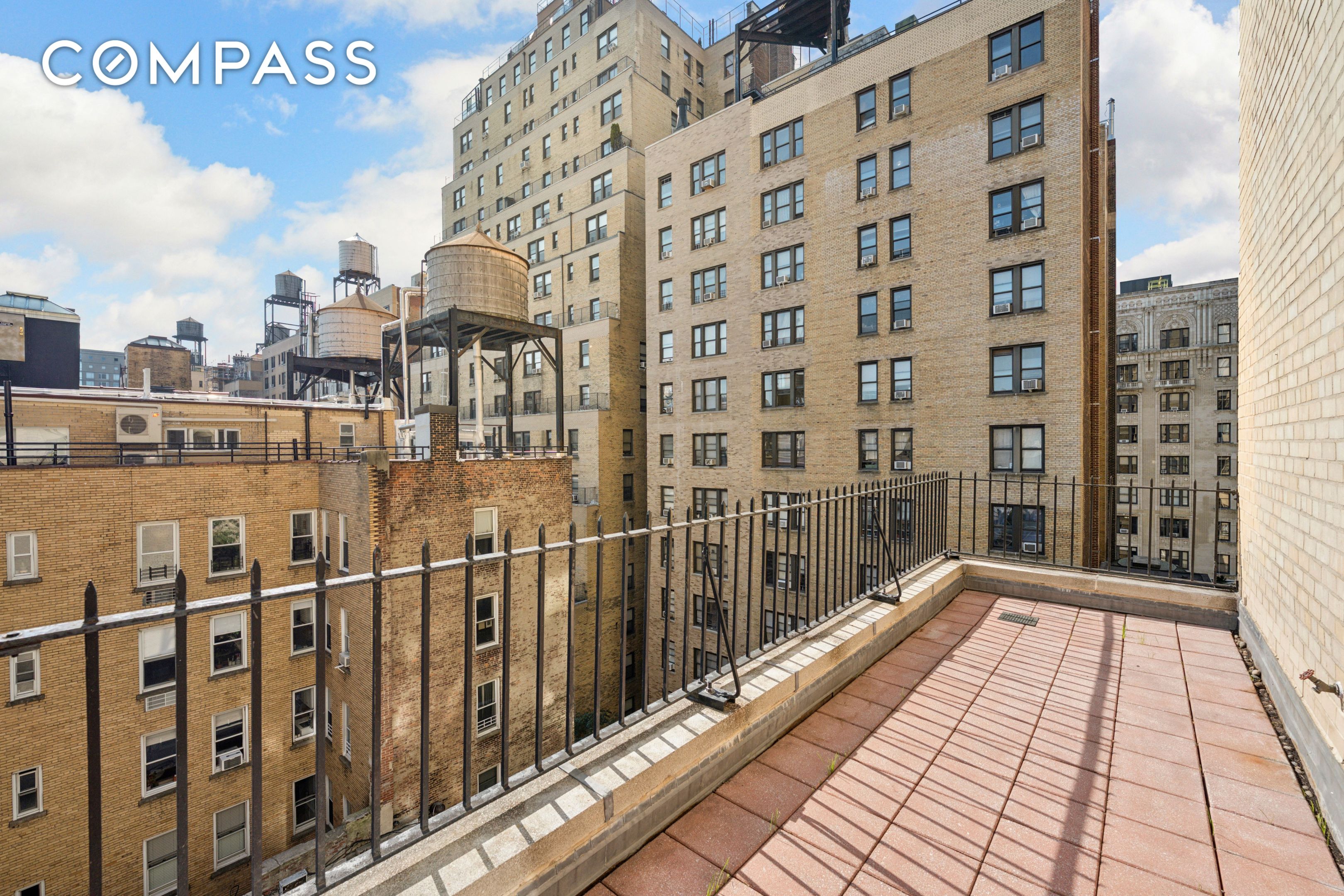 #17 photo, 140 Riverside Drive, Upper West Side , NY 10024