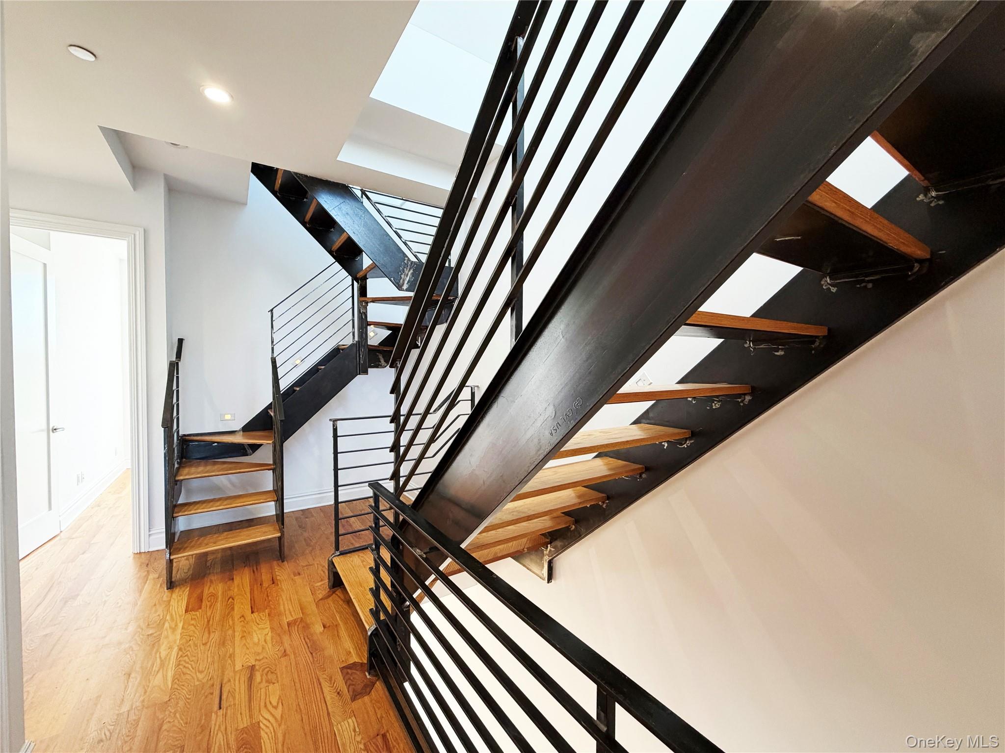 #17 photo, 333 Tompkins Avenue, Brooklyn , NY 11216