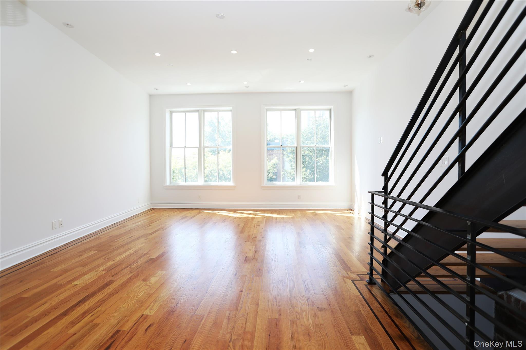 #6 photo, 333 Tompkins Avenue, Brooklyn , NY 11216