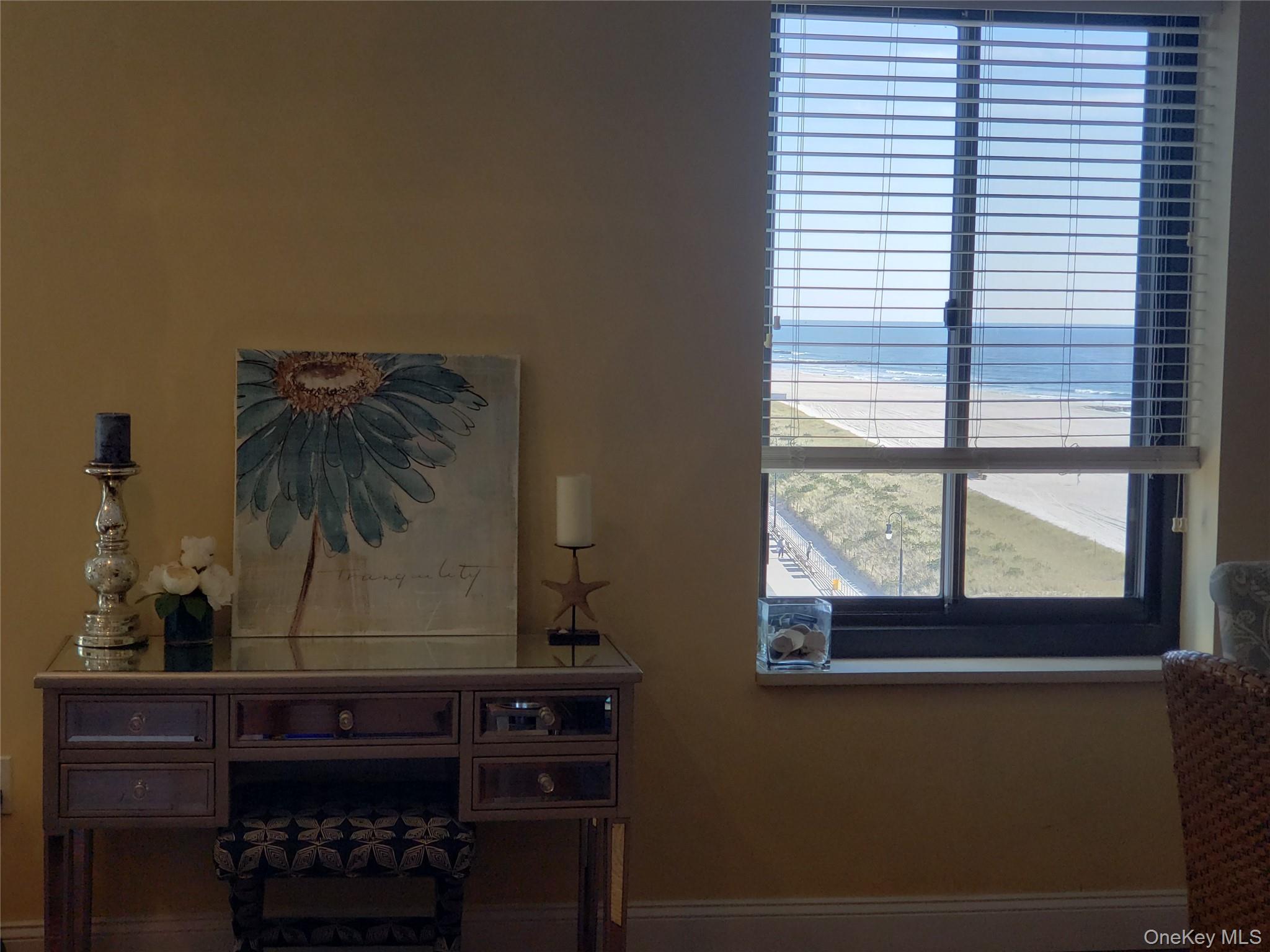 #18 photo, 100 W Broadway, ナッソー郡 Long Beach , NY 11561