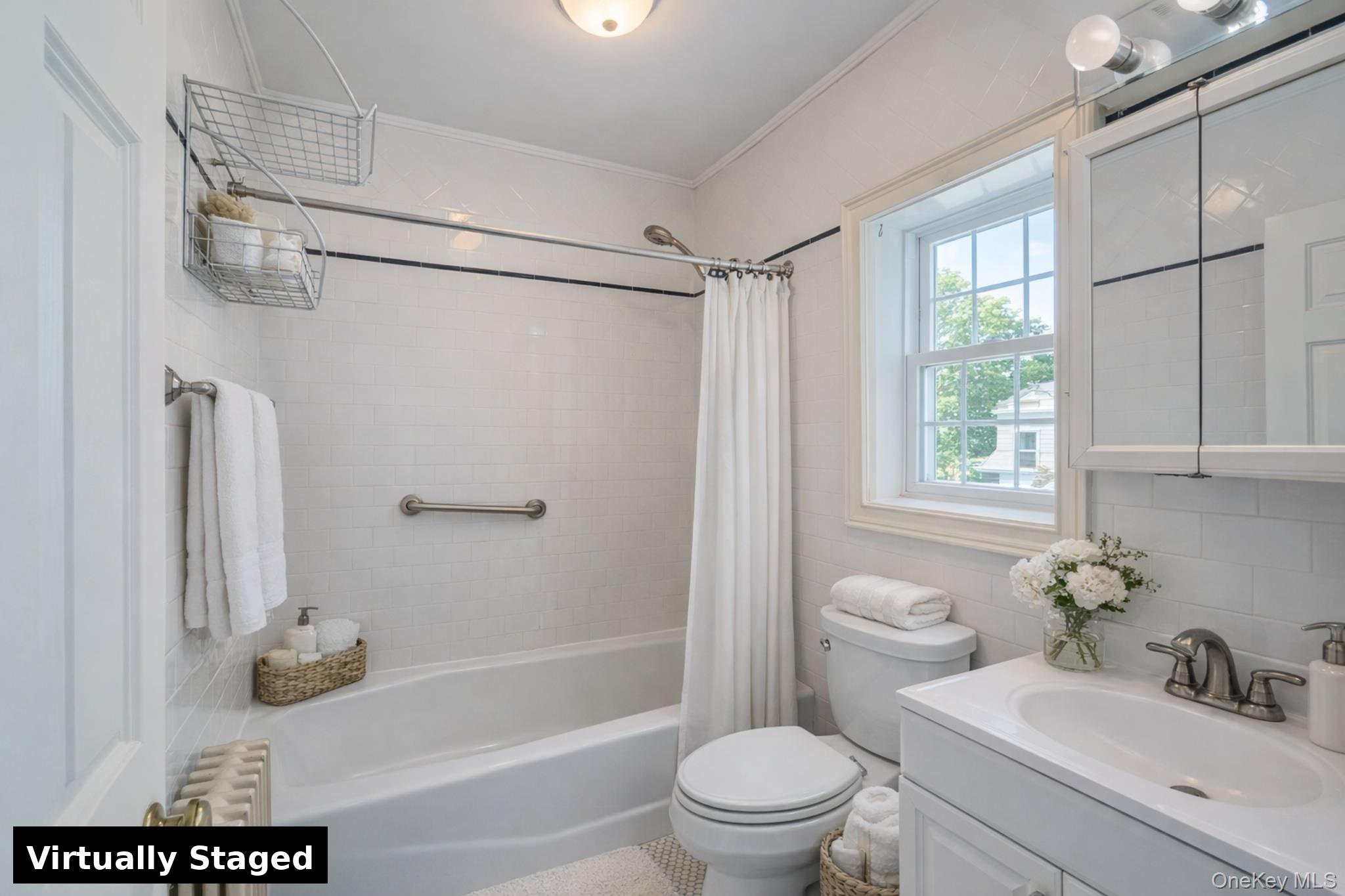 #15 photo, 2220 126th Street, קווינס College Point , NY 11356