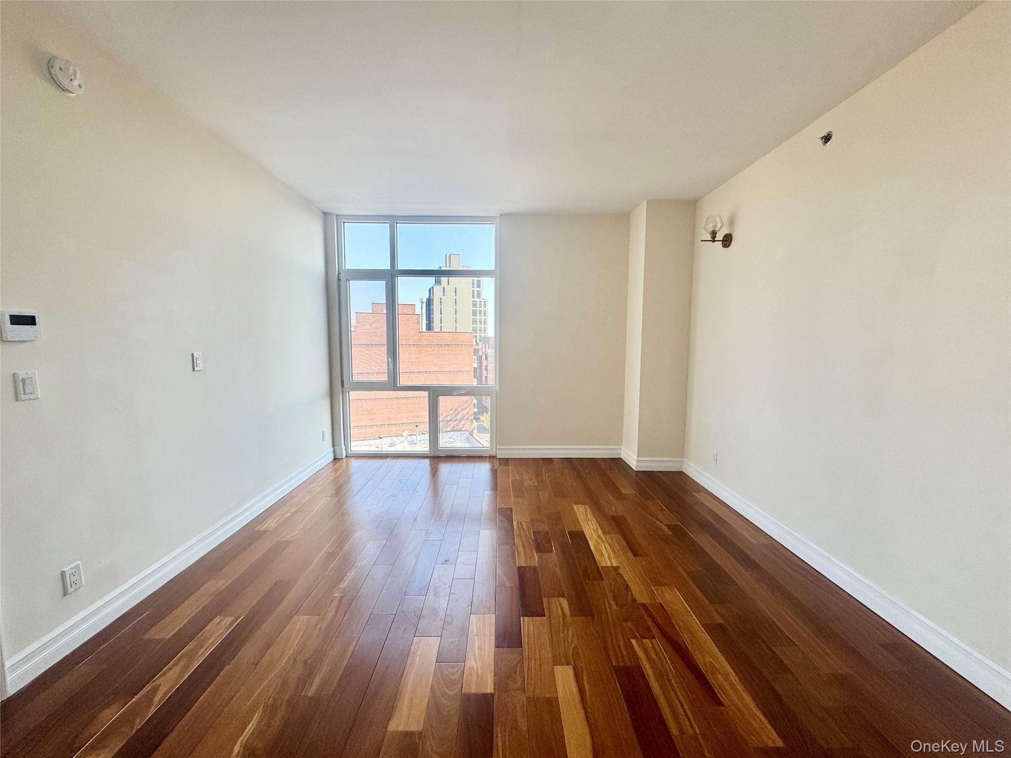 #6 photo, 65-18 Austin St, Rego Park , NY 11374