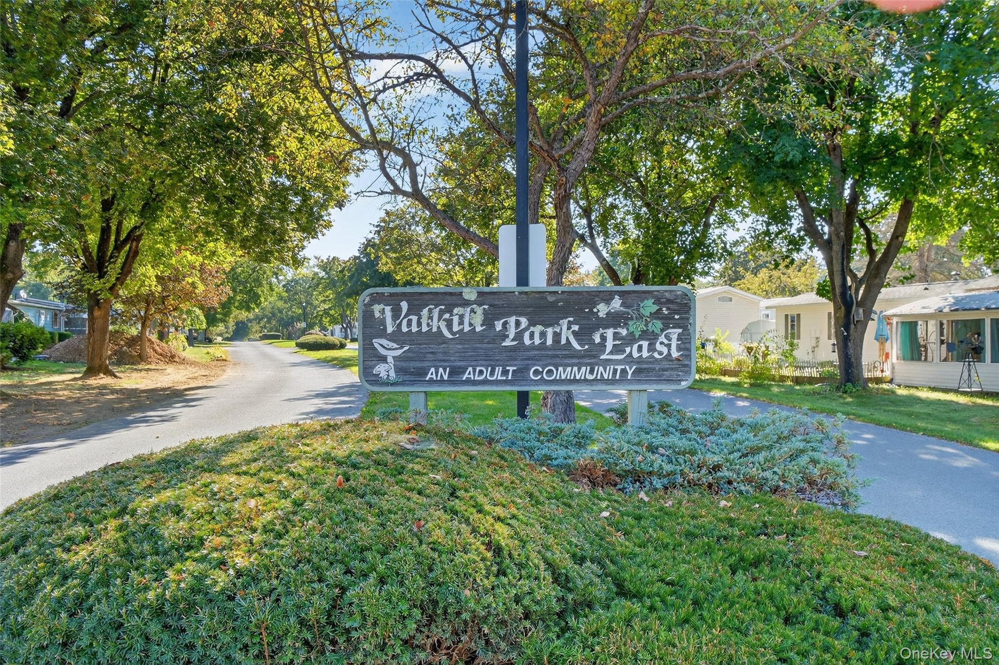 #1 photo, 20 Cardinal Road, Hyde Park , NY 12538