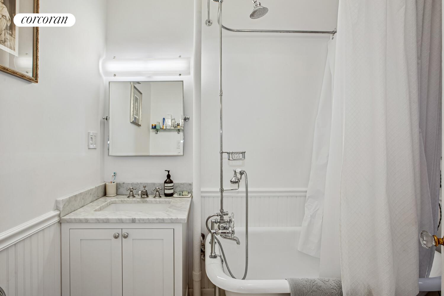 #7 photo, 144 E 36TH Street, マンハッタン Murray Hill , NY 10016