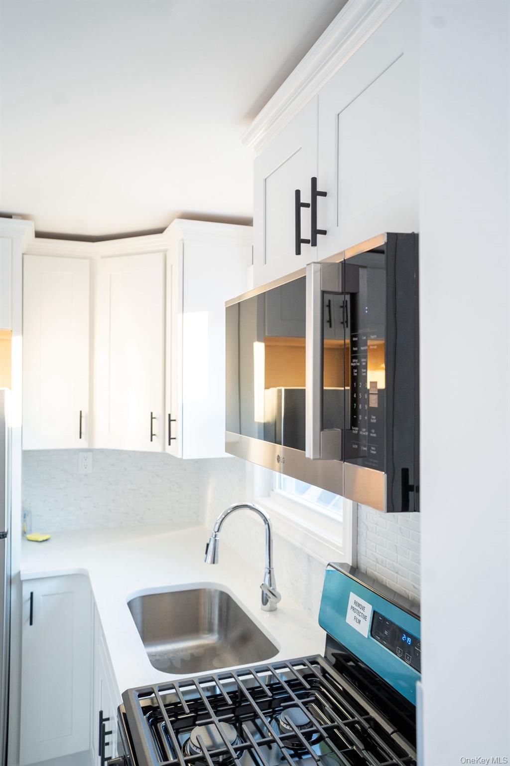 #11 photo, 129 Sheridan Avenue, Williston Park , NY 11596