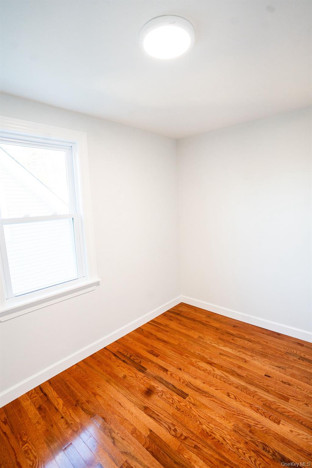 #16 photo, 129 Sheridan Avenue, Williston Park , NY 11596