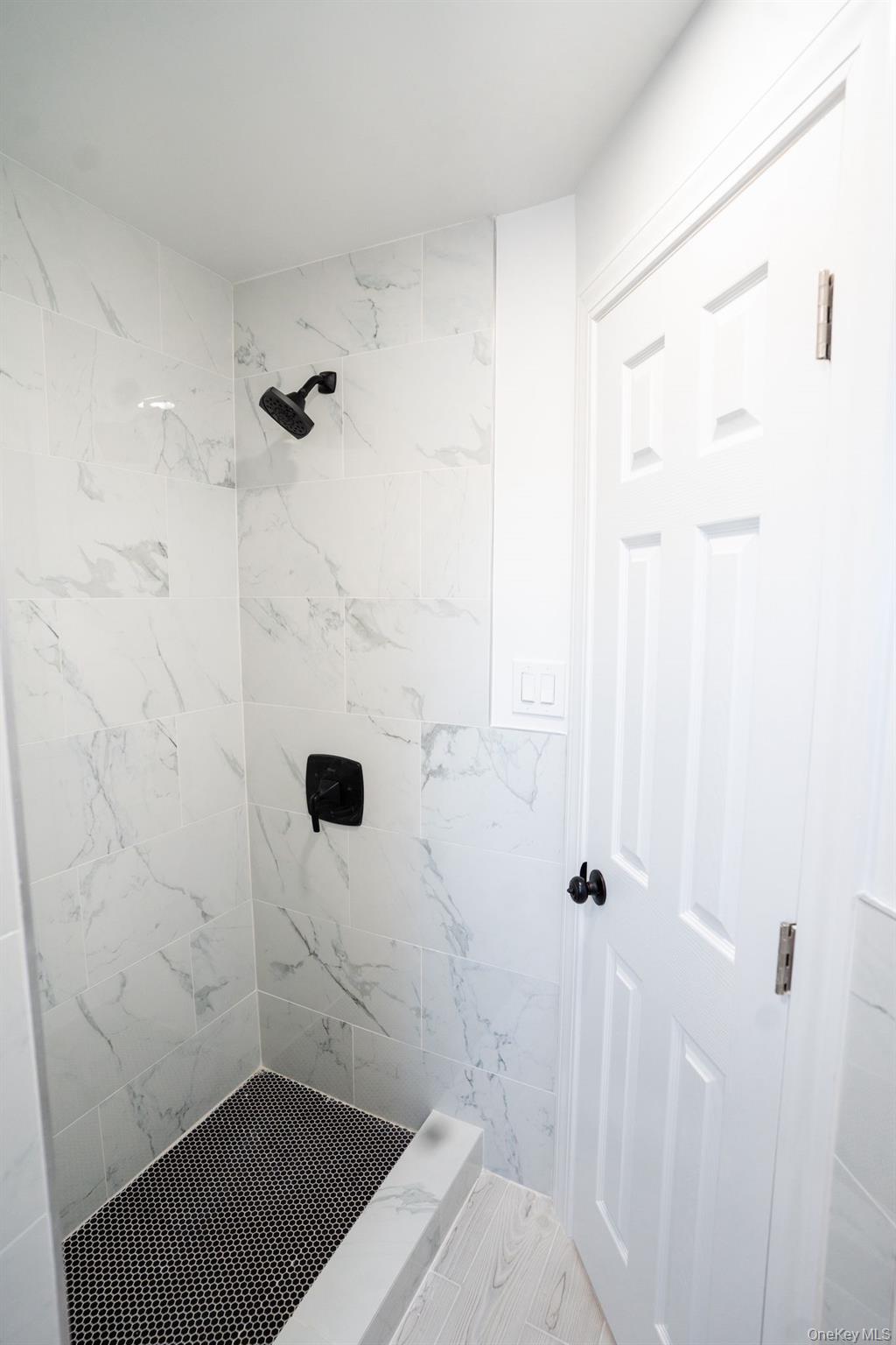 #17 photo, 129 Sheridan Avenue, Williston Park , NY 11596