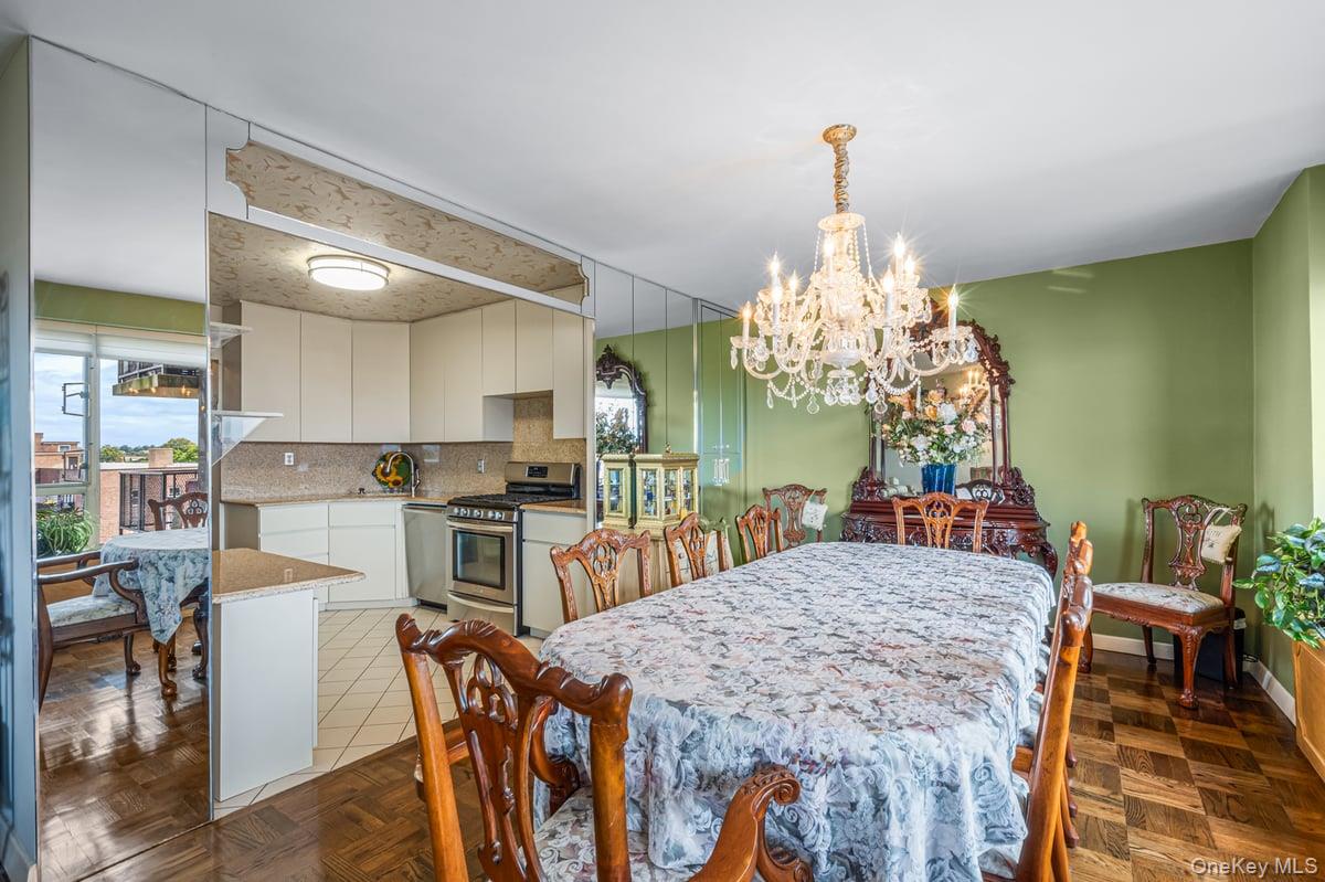 #18 photo, 166-25 Powells Cove Boulevard, Beechhurst , NY 11357