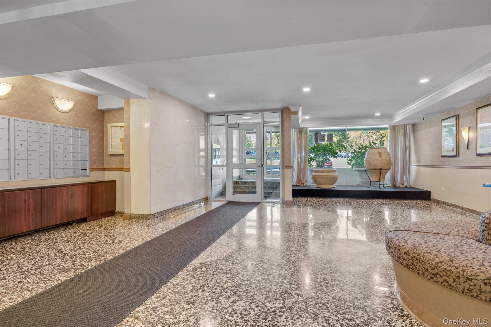 #13 photo, 211-40 18 Avenue, クイーンズ区 Flushing , NY 11360