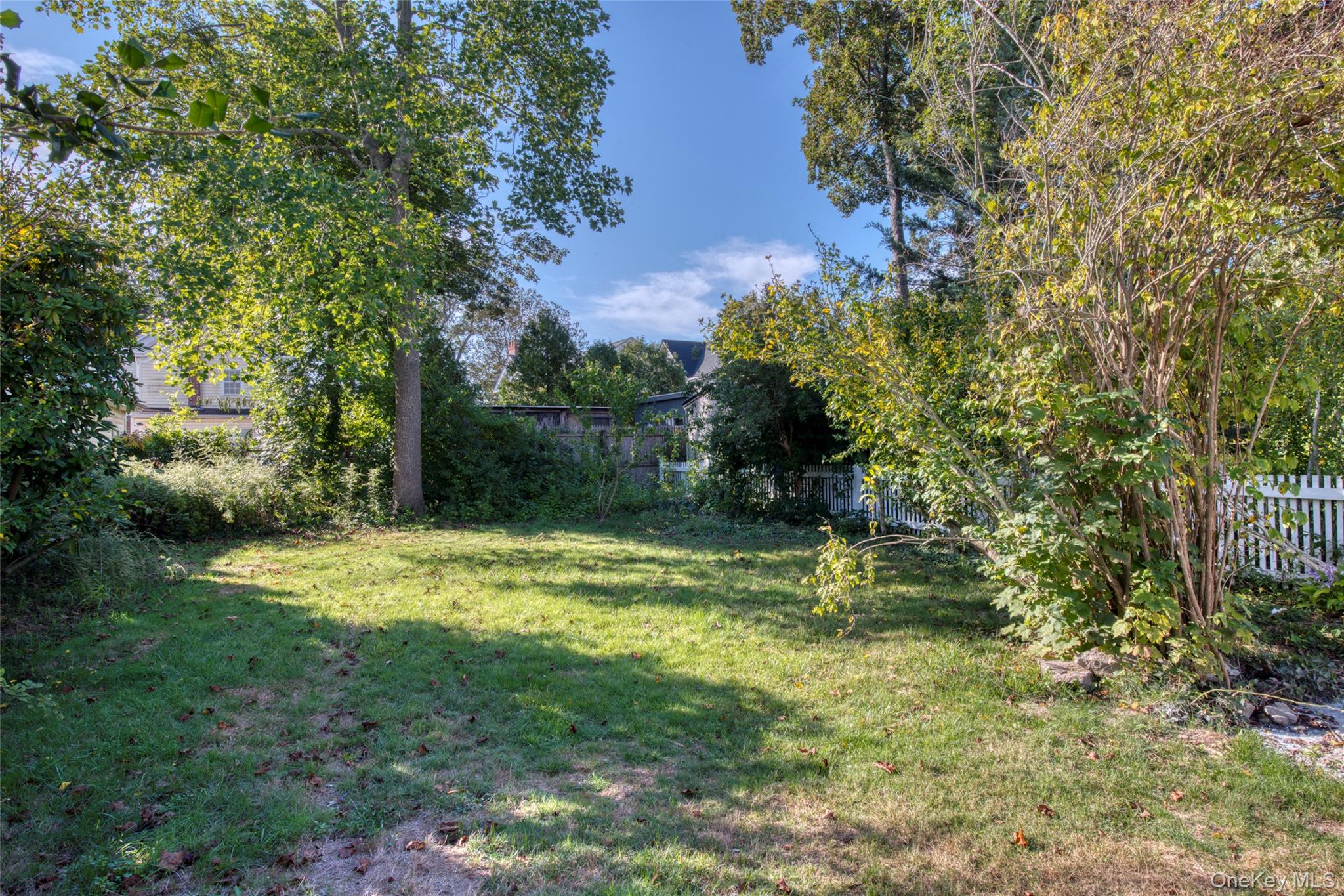 #13 photo, 151 Central Avenue, Greenport , NY 11944