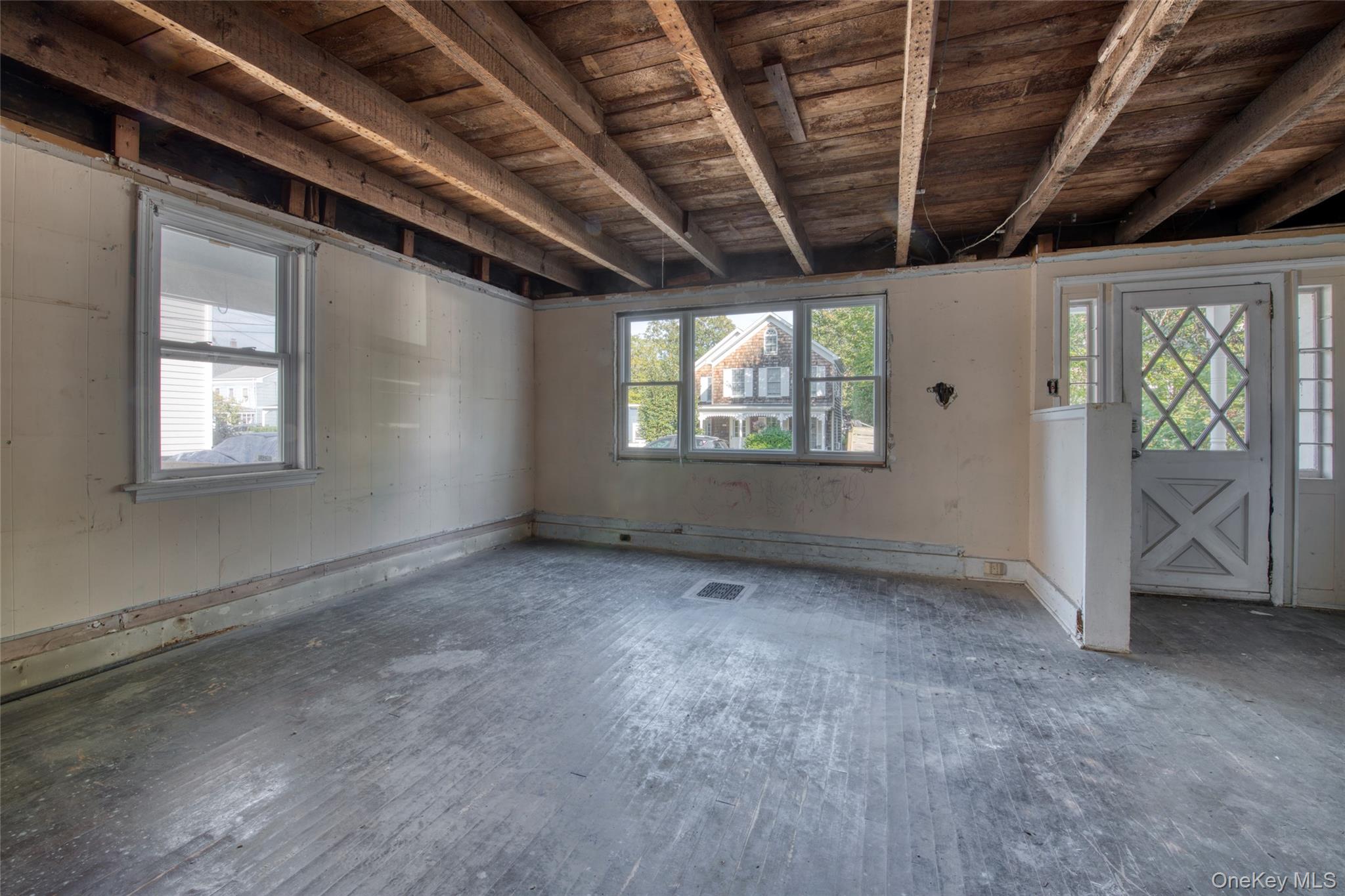 #3 photo, 151 Central Avenue, Greenport , NY 11944