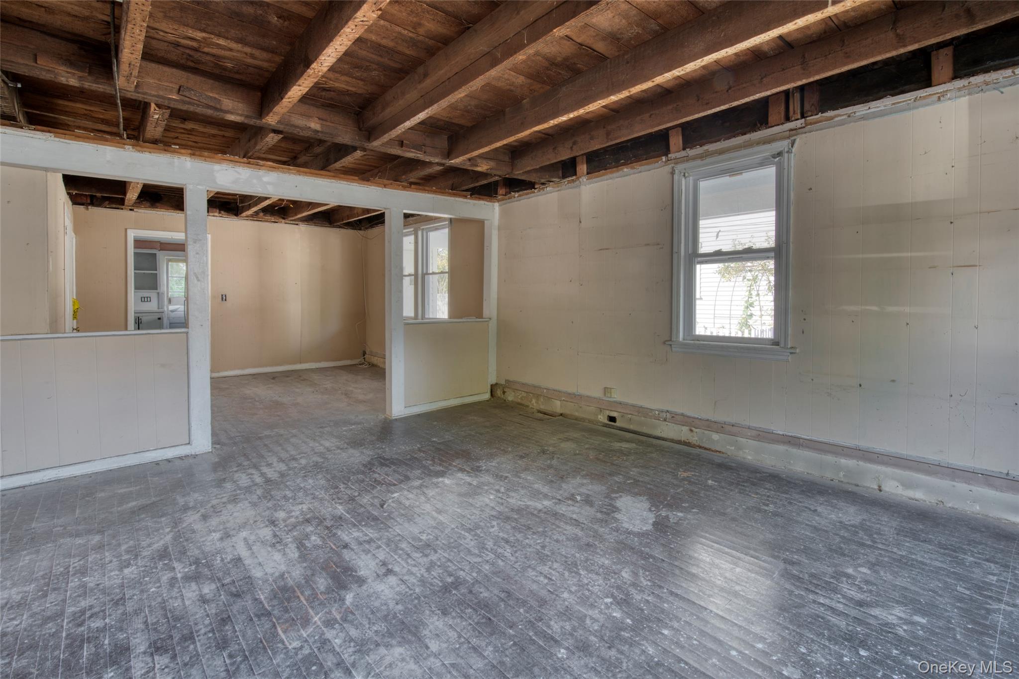 #4 photo, 151 Central Avenue, Greenport , NY 11944