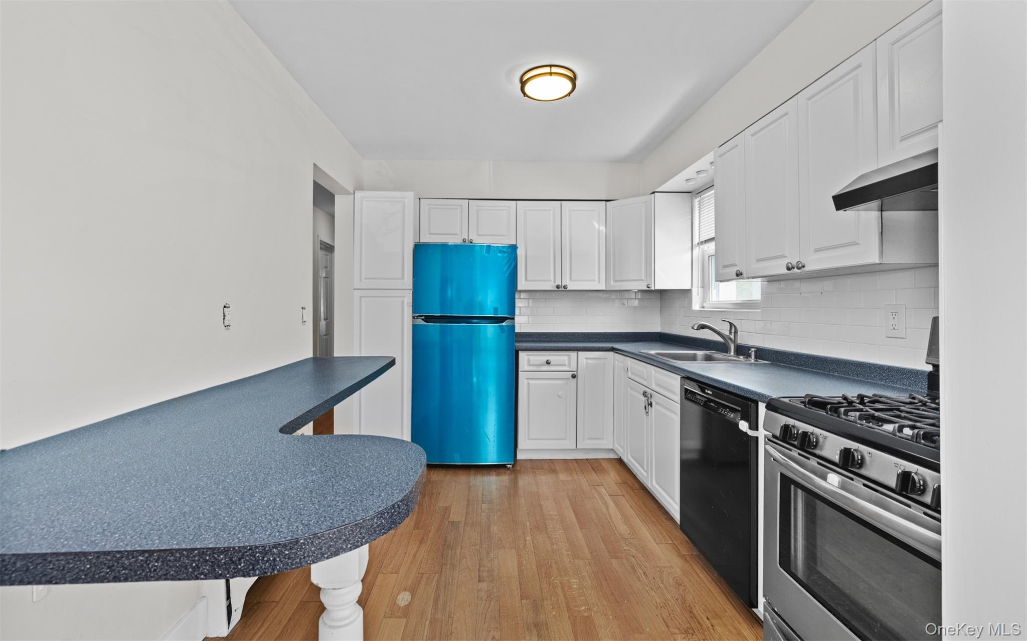 #6 photo, 517 E Broadway, ナッソー郡 Long Beach , NY 11561