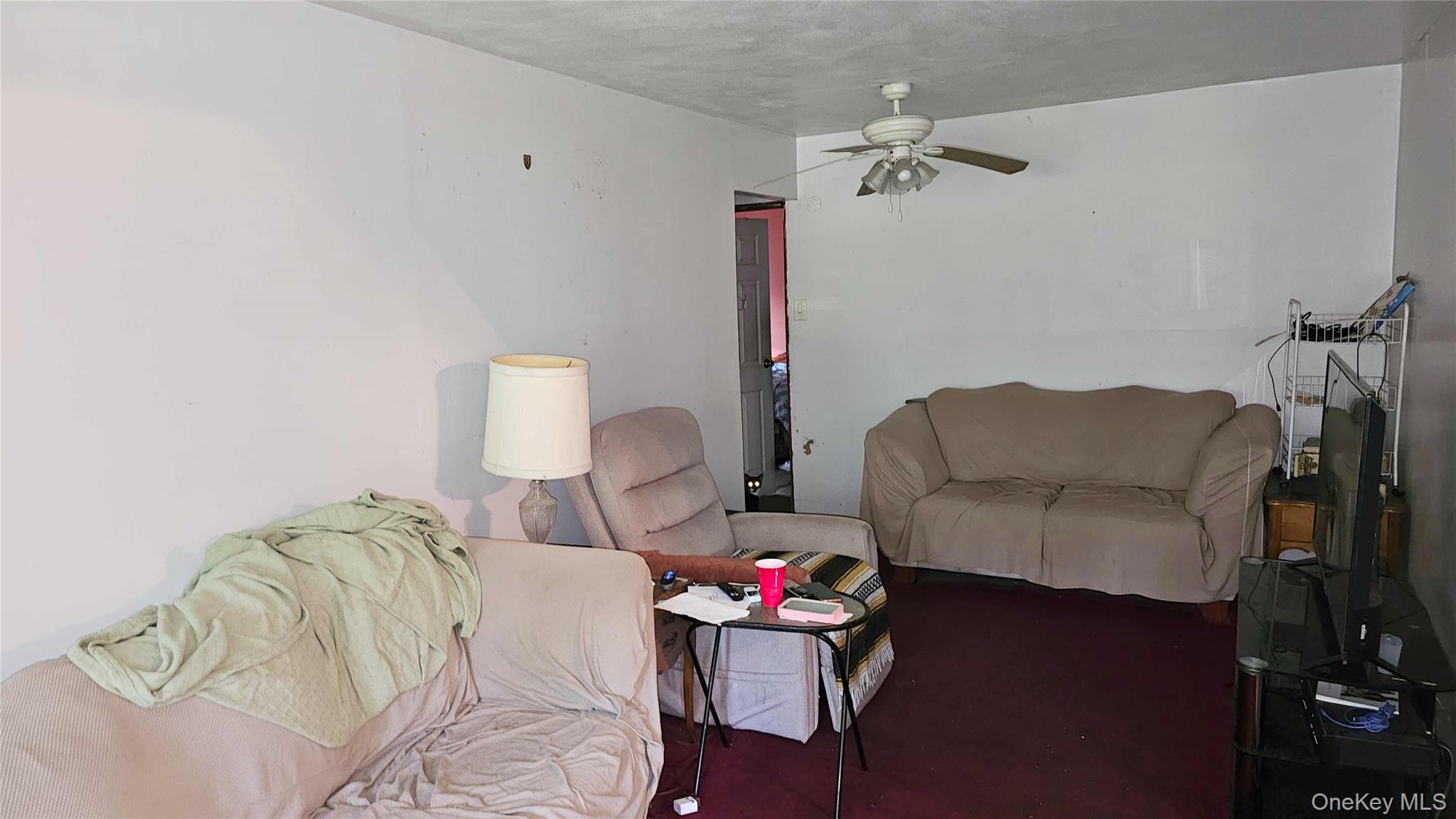 #7 photo, 40 Christian Avenue, Setauket , NY 11733