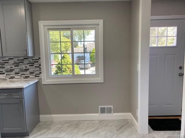 #10 photo, 154 Charter Oaks, Brentwood , NY 11717