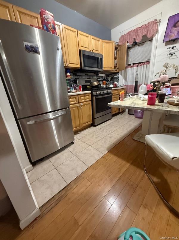 #18 photo, 144 Grant Avenue, Brooklyn , NY 11208