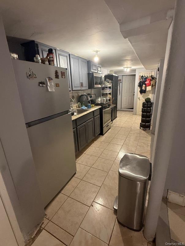 #4 photo, 144 Grant Avenue, Brooklyn , NY 11208