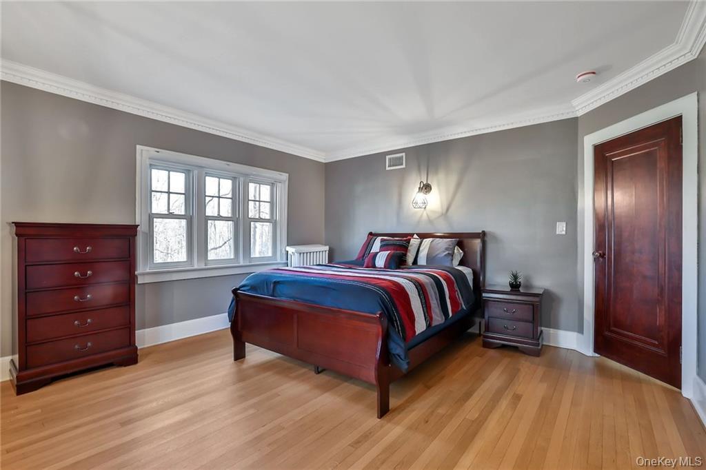 #20 photo, 245 E Townline Road, West Nyack , NY 10994