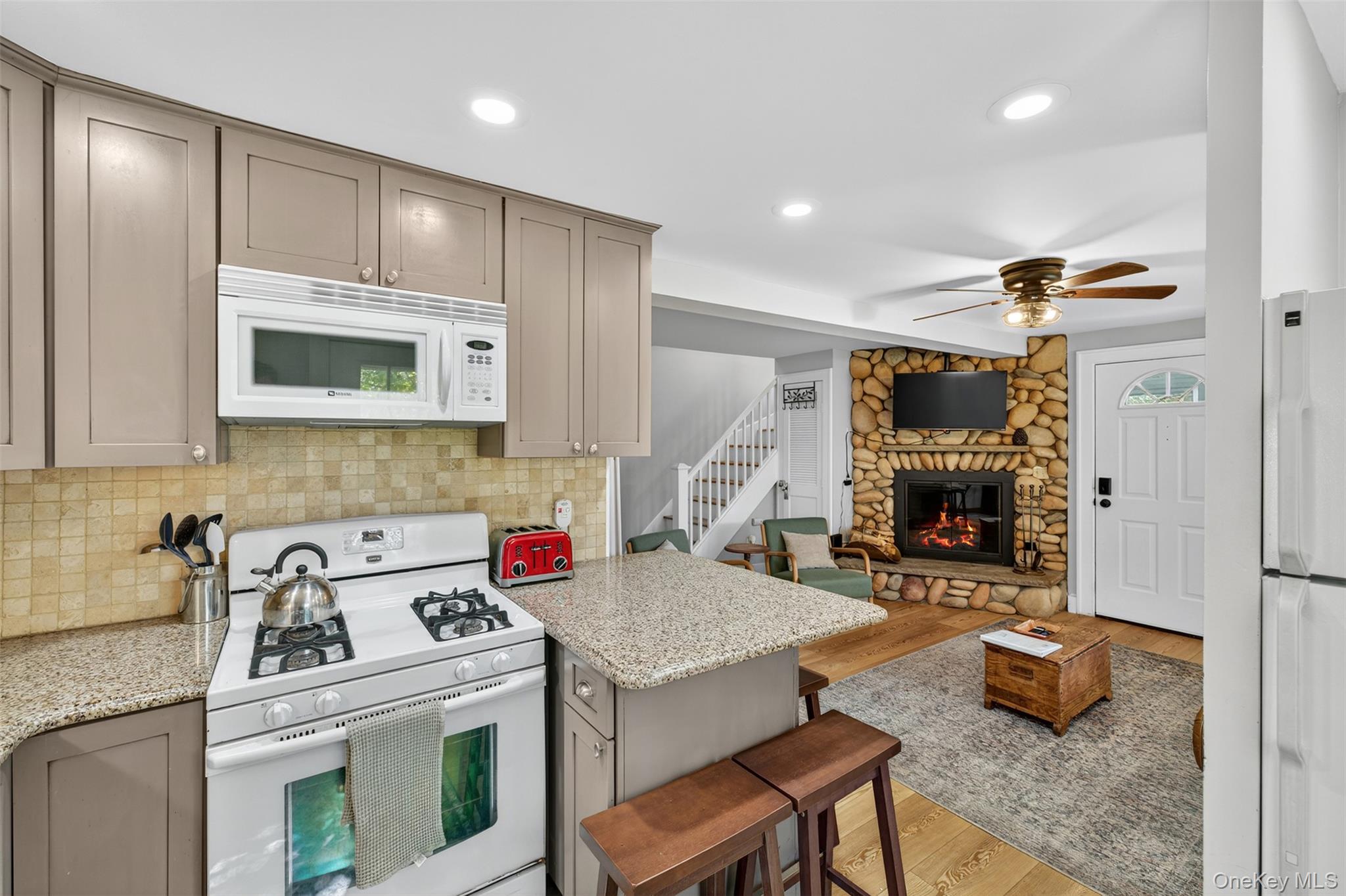 #18 photo, 90 Forester Avenue, Warwick , NY 10990