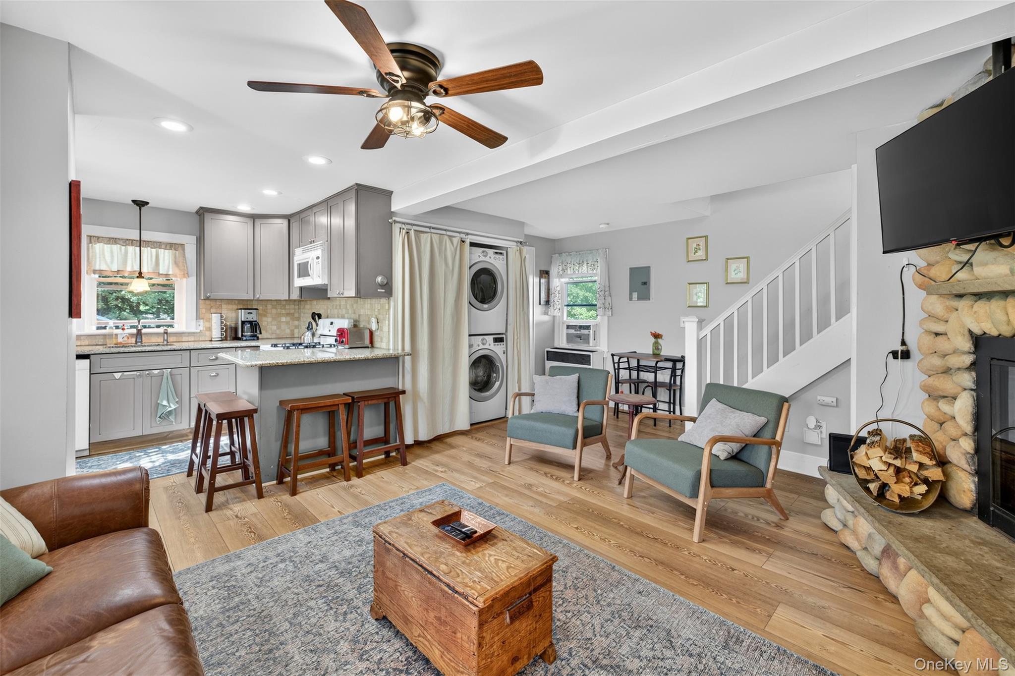 #8 photo, 90 Forester Avenue, Warwick , NY 10990