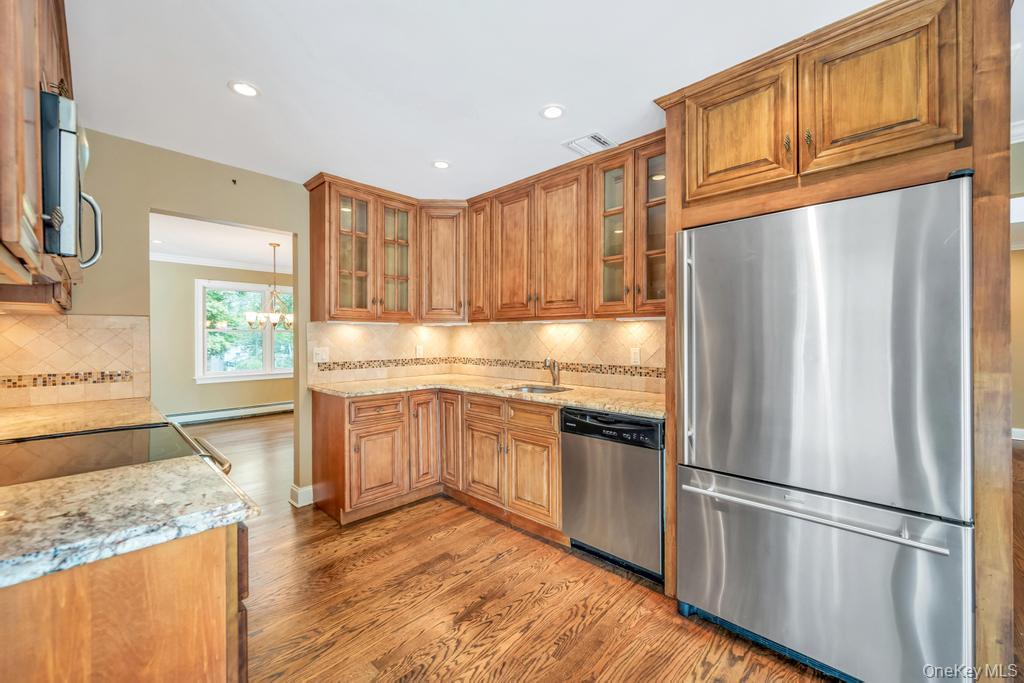 #14 photo, 109 Oakside Drive, Smithtown , NY 11787