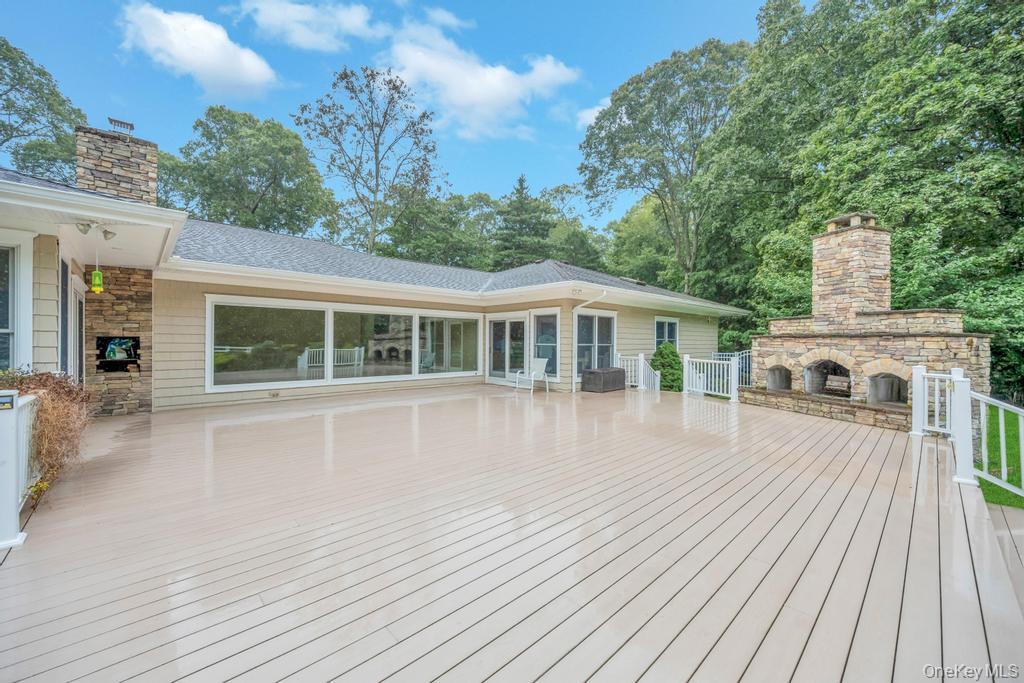 #8 photo, 109 Oakside Drive, Smithtown , NY 11787