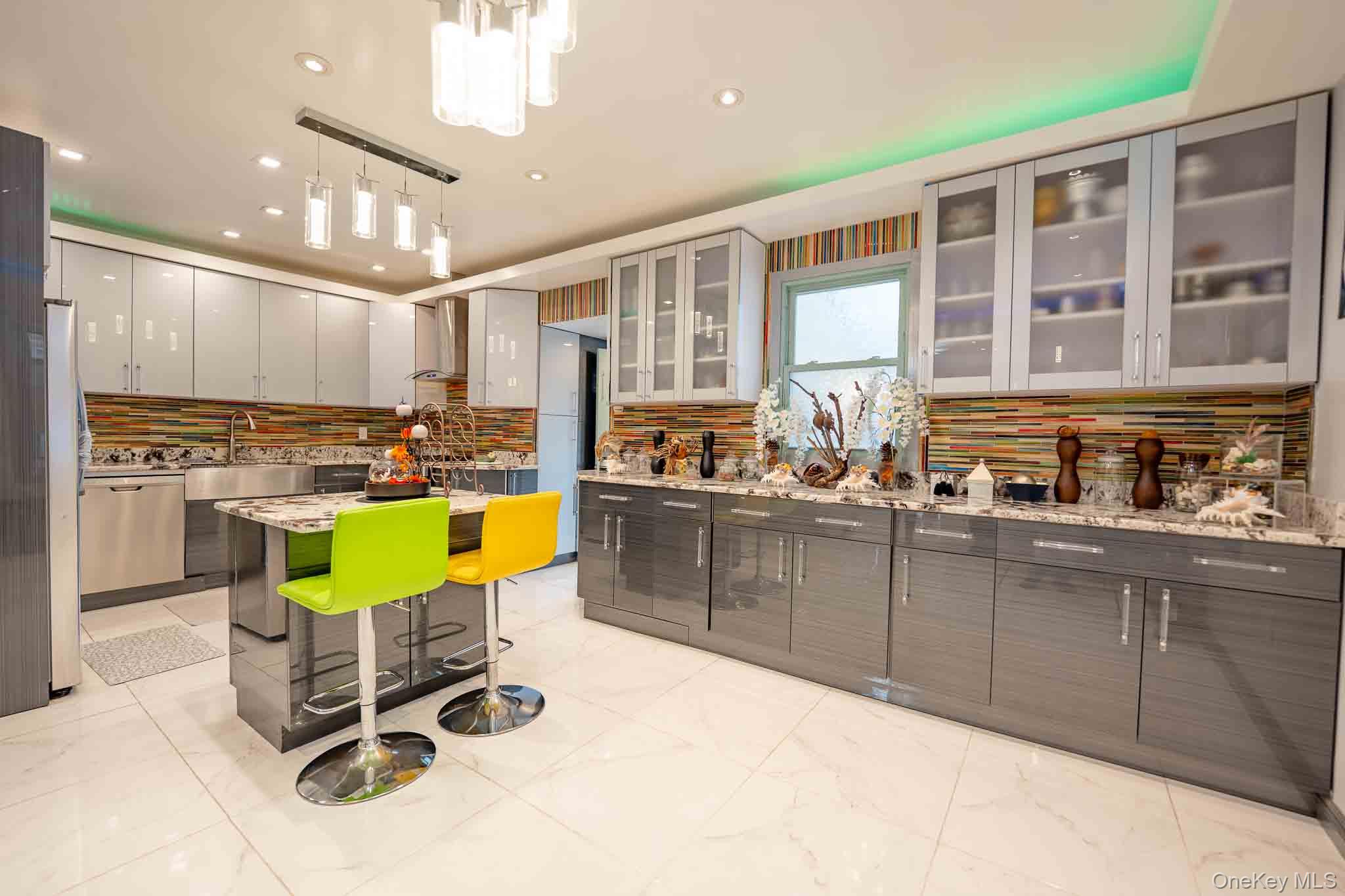 #10 photo, 8821 Hollis Court Boulevard, क्वीन्स गाँव Queens Village , NY 11427