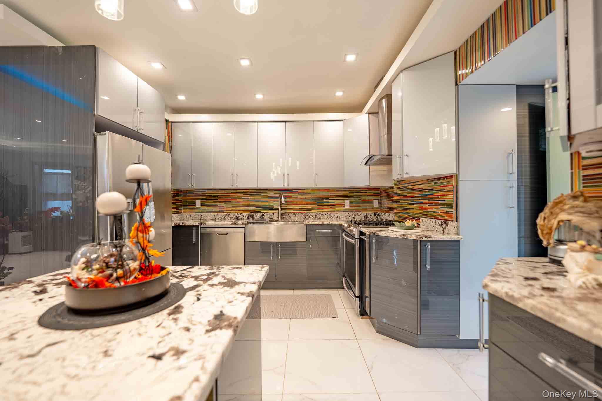 #12 photo, 8821 Hollis Court Boulevard, क्वीन्स गाँव Queens Village , NY 11427