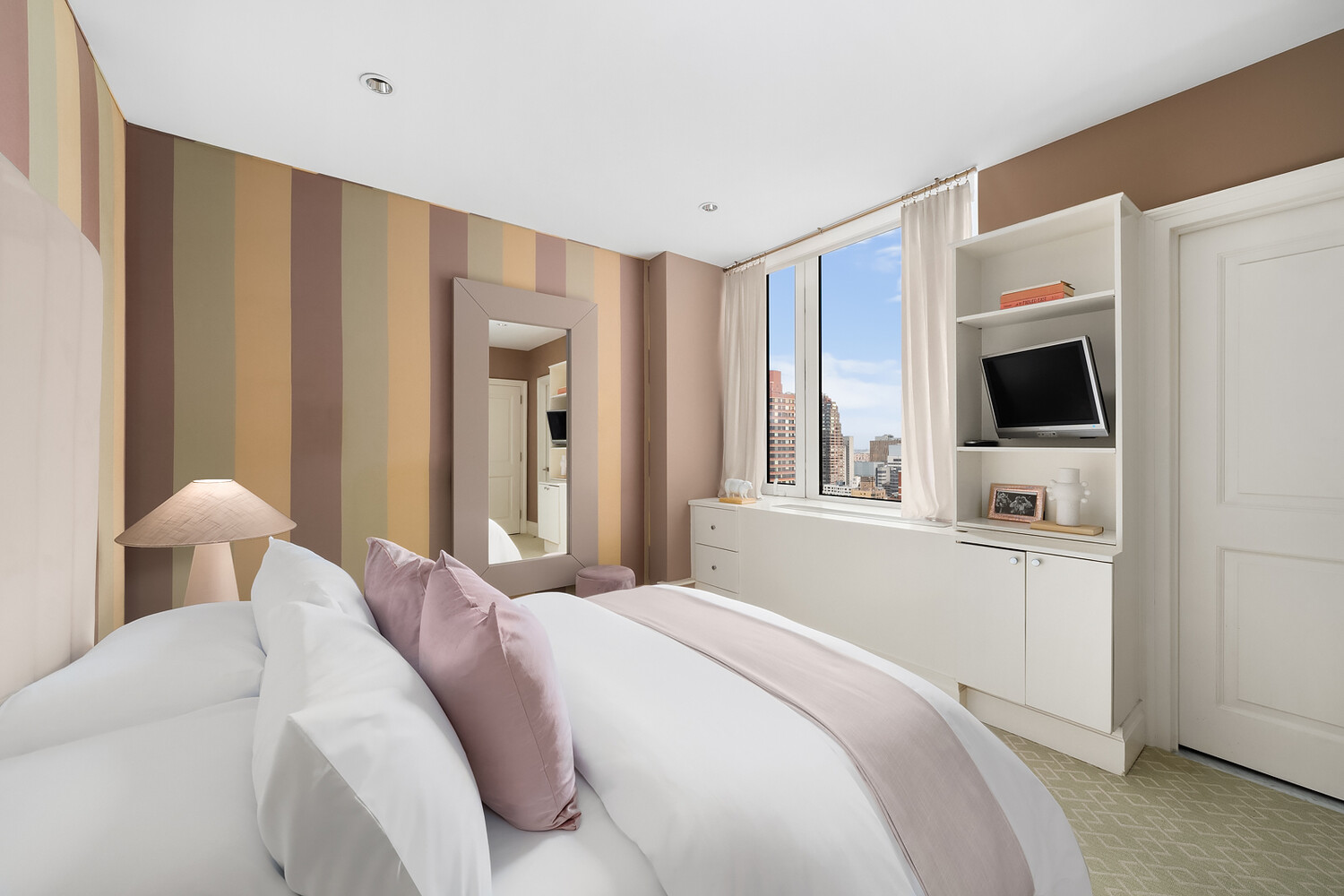 #16 photo, 300 E 77TH Street, Lenox Hill , NY 10075