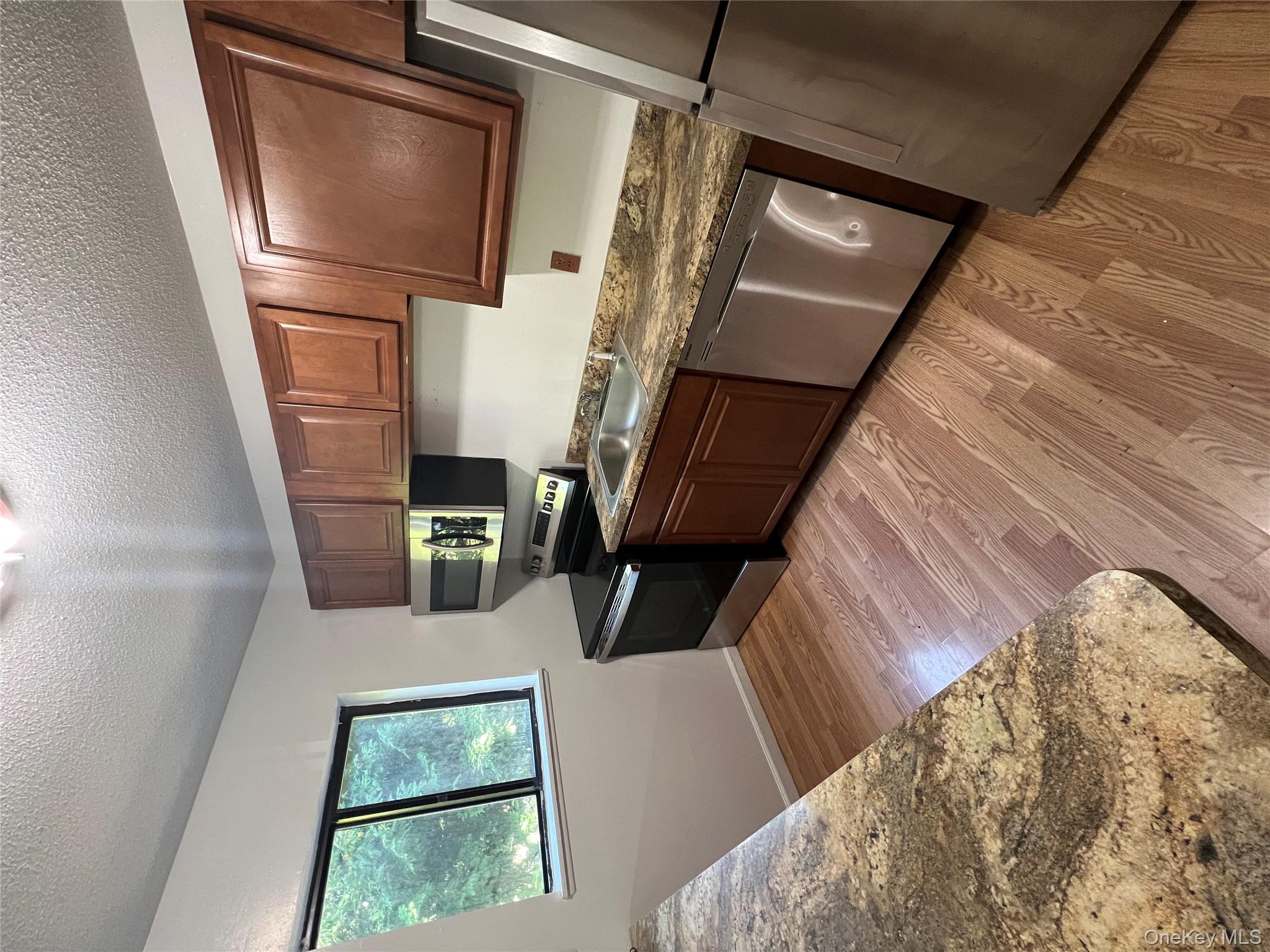 #1 photo, 7 Hudson Heights Drive, Poughkeepsie , NY 12601