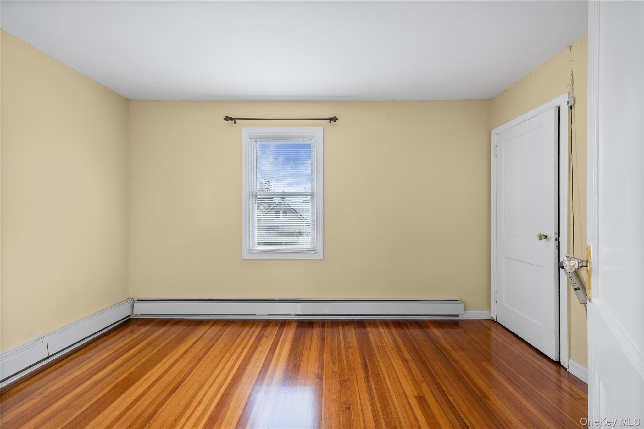 #19 photo, 93 Vermont Avenue, Hempstead , NY 11550