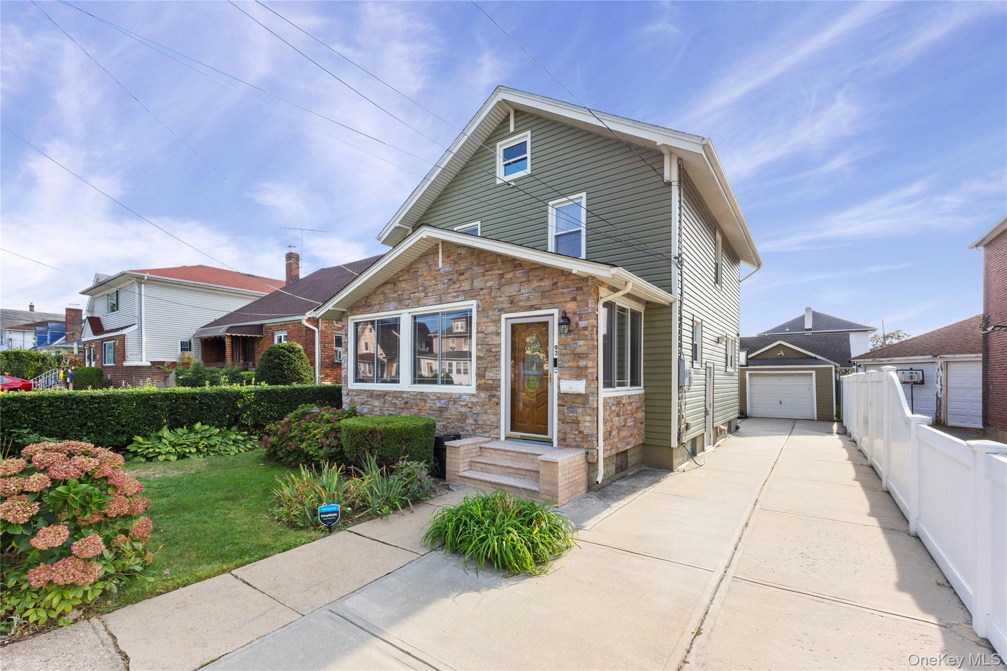 #2 photo, 93 Vermont Avenue, Hempstead , NY 11550