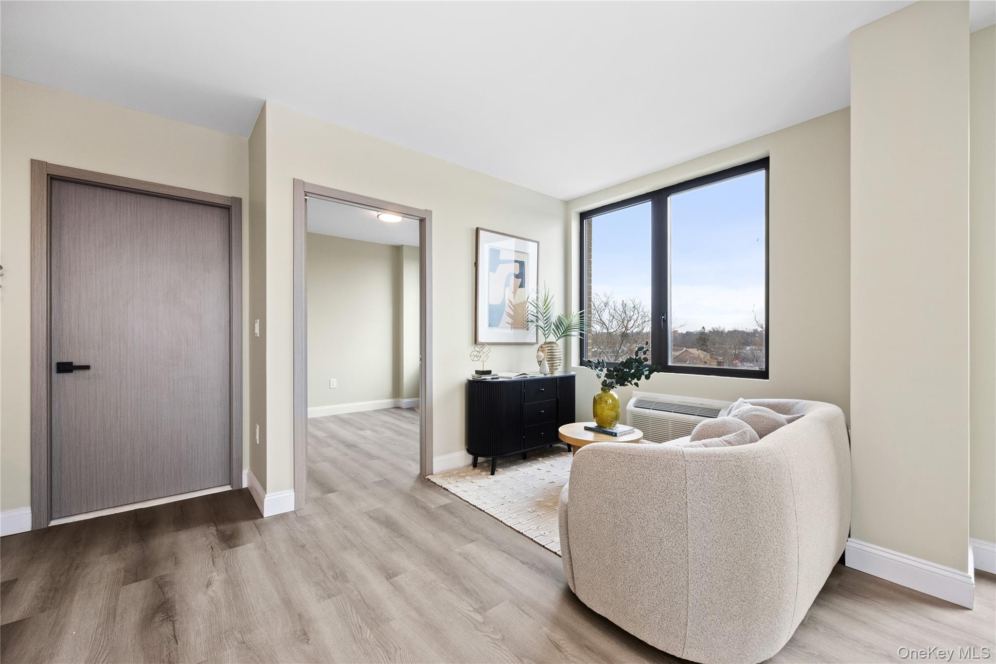 #13 photo, 163-07 72nd Avenue, クイーンズ区 Fresh Meadows , NY 11365