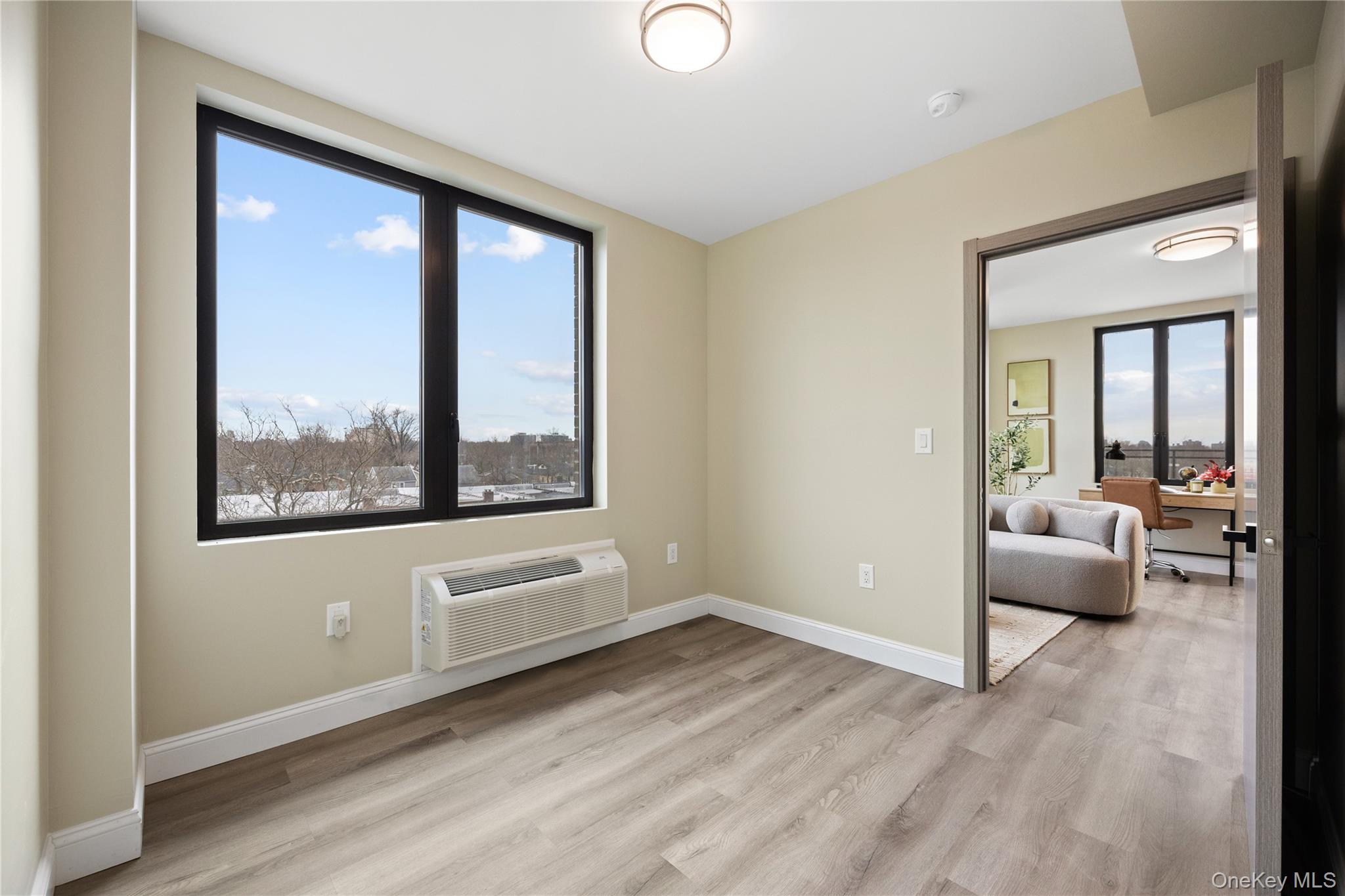 #16 photo, 163-07 72nd Avenue, クイーンズ区 Fresh Meadows , NY 11365