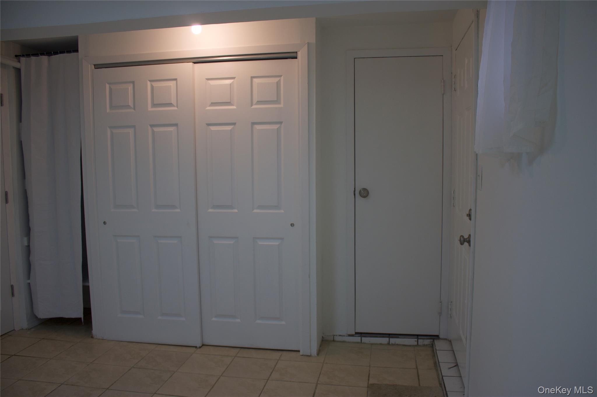 #13 photo, 1069 Callahan Street, Bay Shore , NY 11706