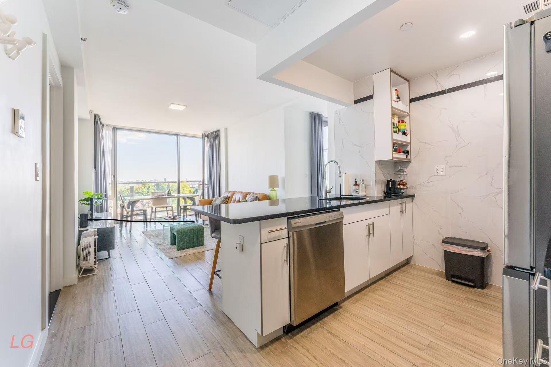 #17 photo, 144-27 Sanford Avenue, Flushing , NY 11355