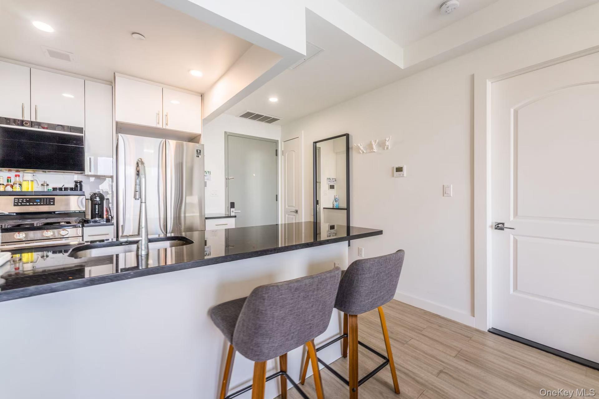 #2 photo, 144-27 Sanford Avenue, Flushing , NY 11355