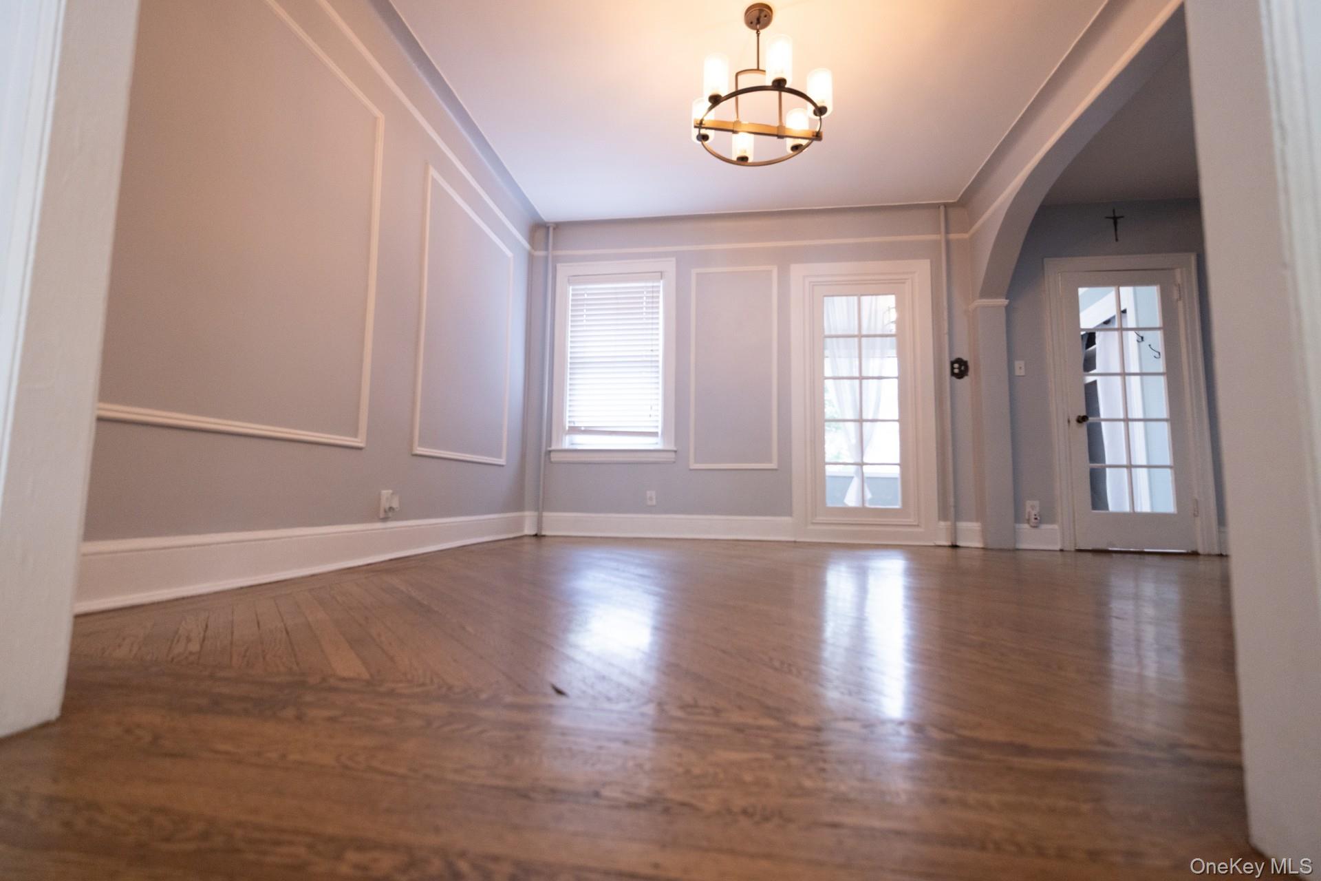 #14 photo, 139-61 86th Avenue, クイーンズ区 Briarwood , NY 11435