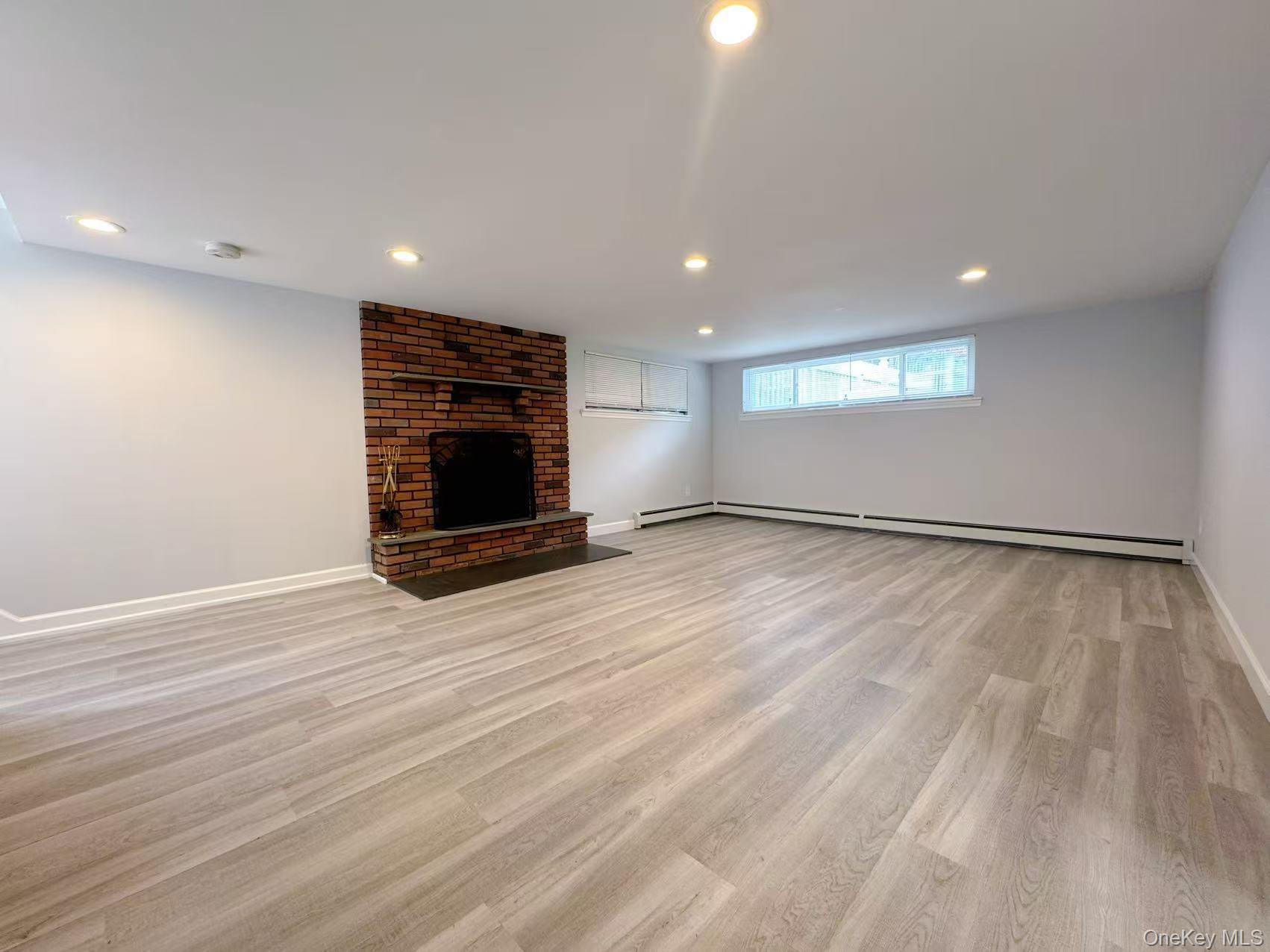 #11 photo, 114 celia Drive, Jericho , NY 11753