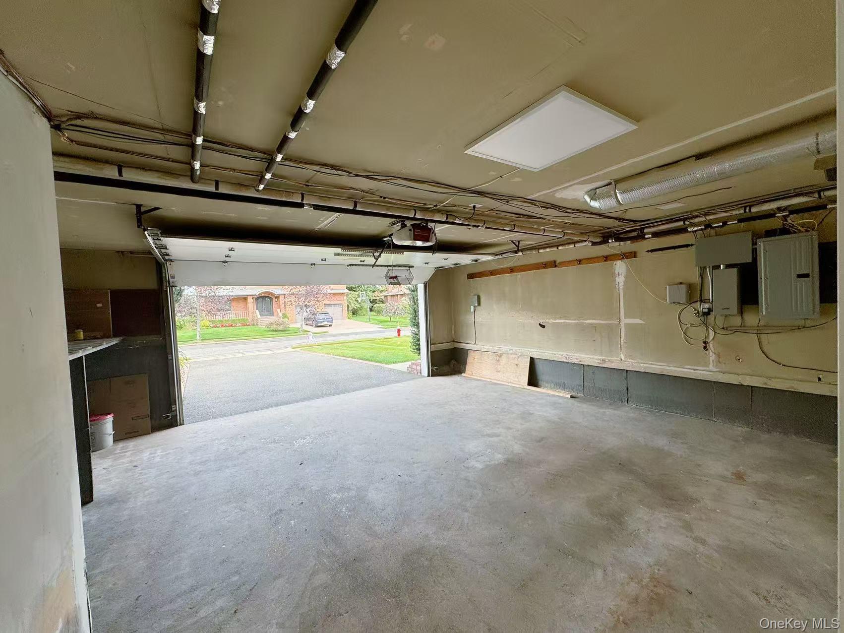 #12 photo, 114 celia Drive, Jericho , NY 11753