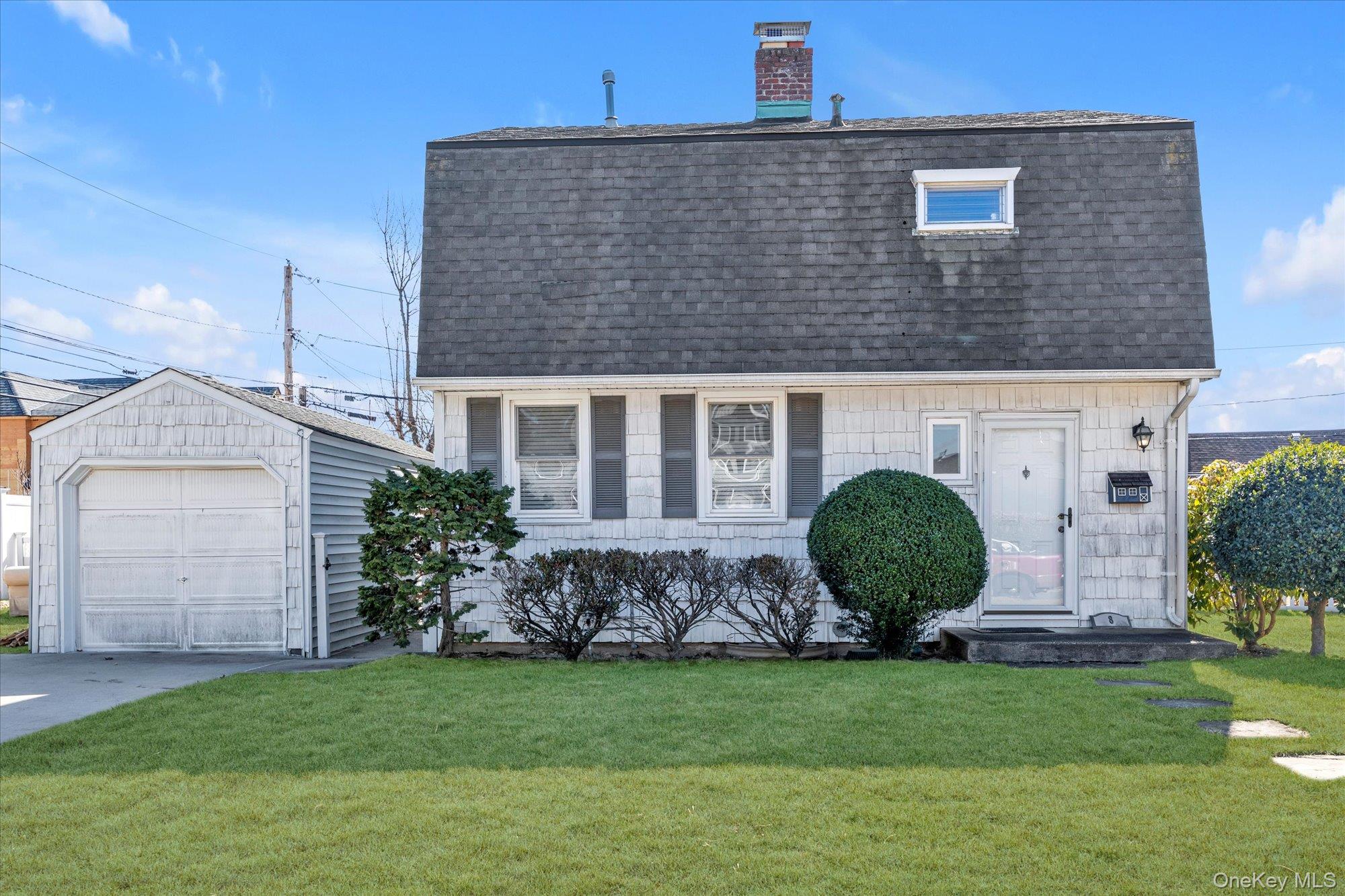 #1 photo, 8 9th Str, ナッソー郡 Carle Place , NY 11514