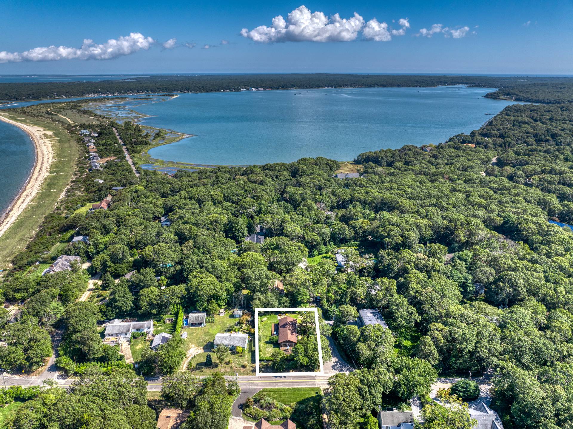 #2 photo, 1 Sammys Beach Rd, サフォーク郡 East Hampton , NY 11937