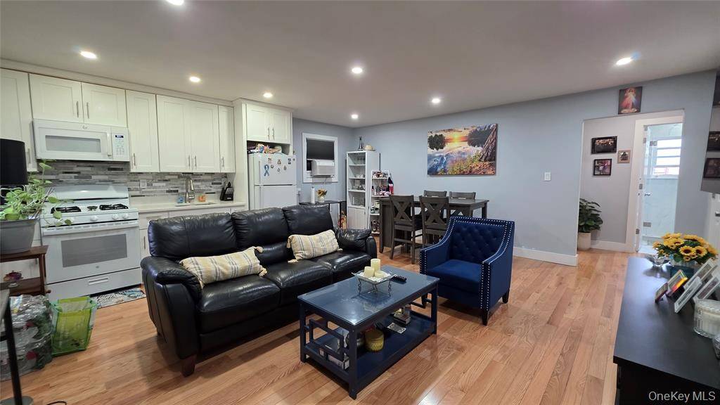 #2 photo, 717 Tuckahoe Rd, #2A, Yonkers , NY 10710