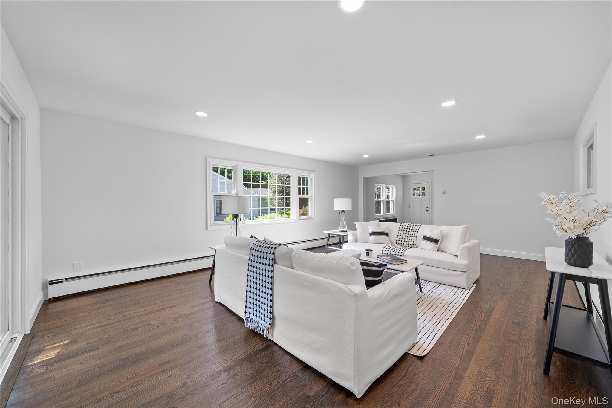 #18 photo, 39 Paulanna Avenue, Bayport , NY 11705