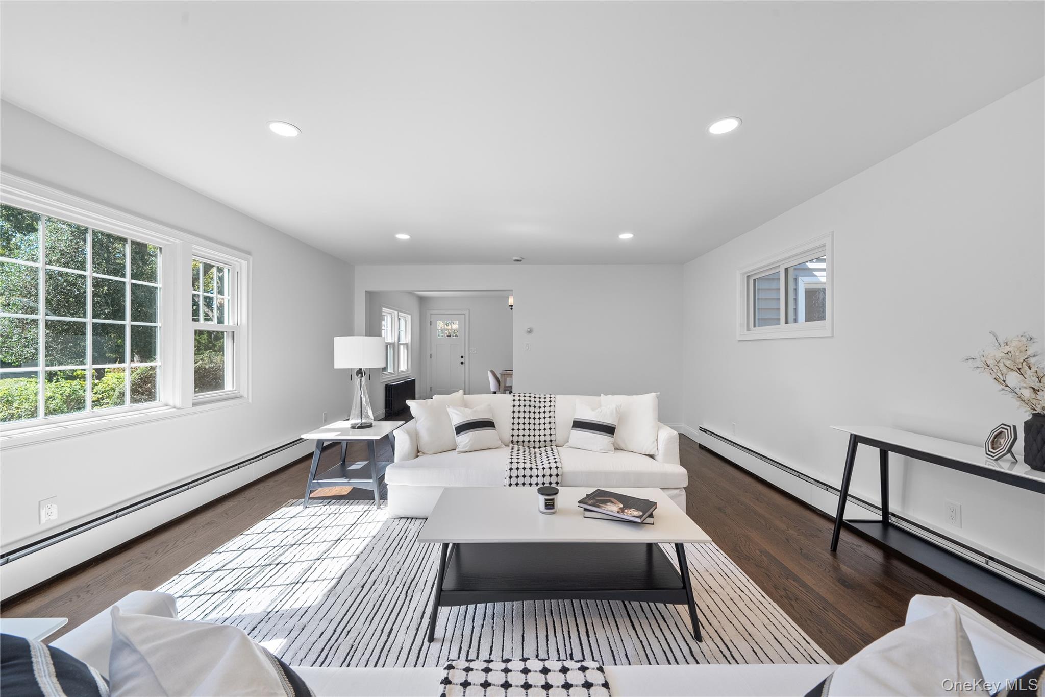 #19 photo, 39 Paulanna Avenue, Bayport , NY 11705