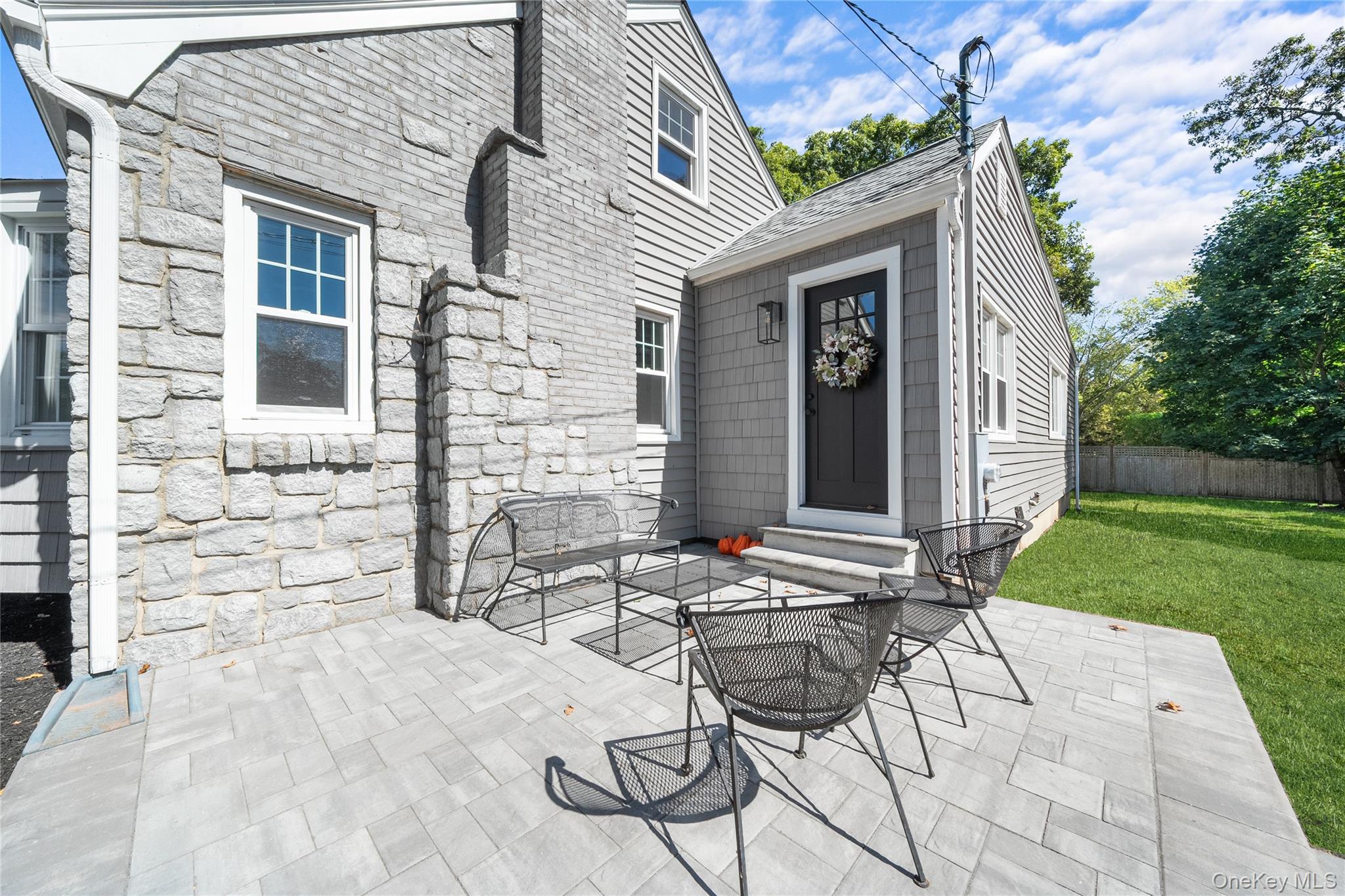 #2 photo, 39 Paulanna Avenue, Bayport , NY 11705