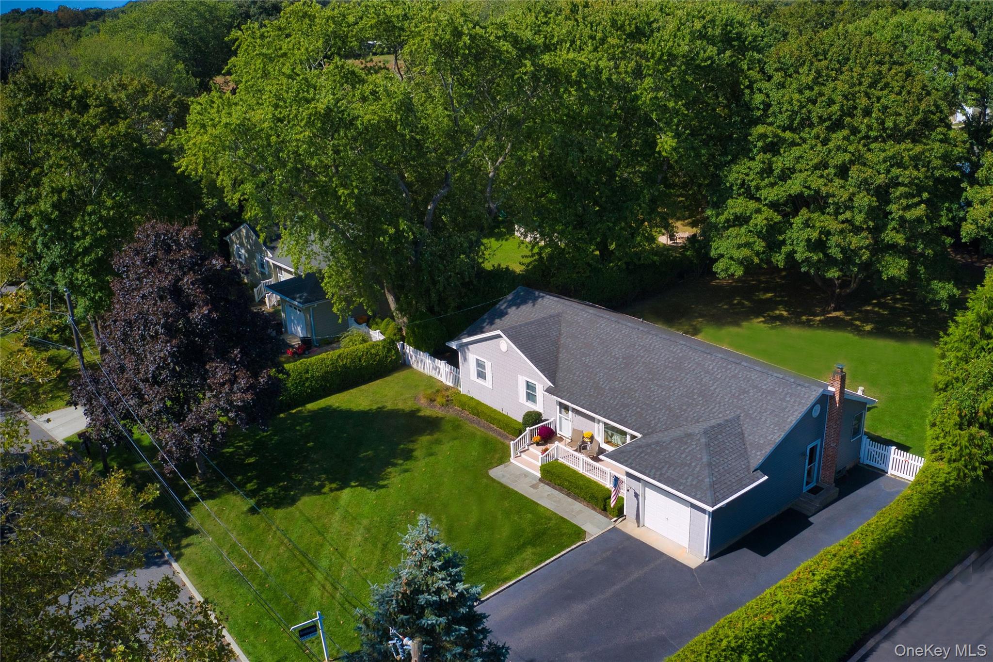 #1 photo, 9 Linda Lane, East Moriches , NY 11940