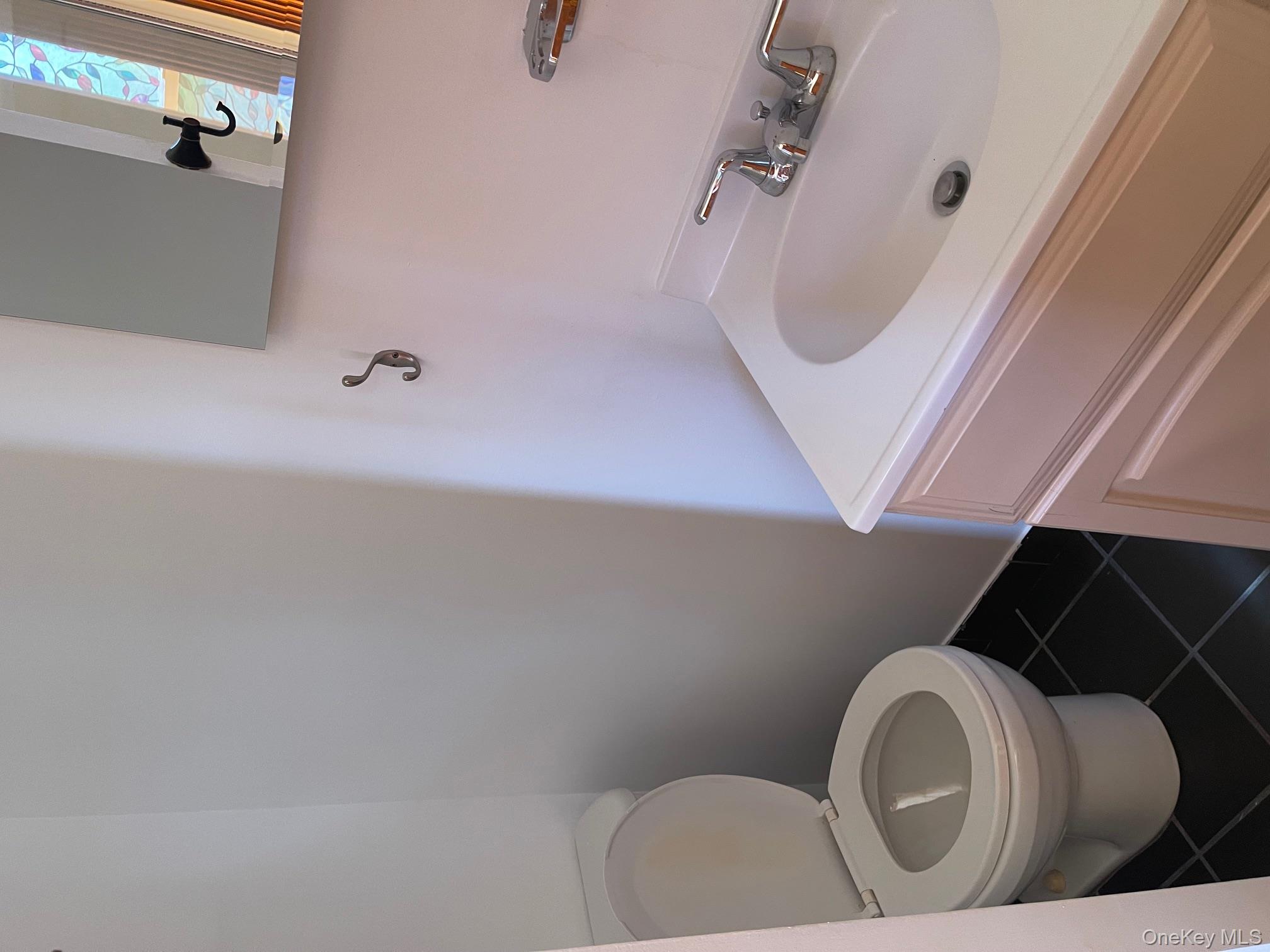 #14 photo, 57 Ashland Street, New Rochelle , NY 10801