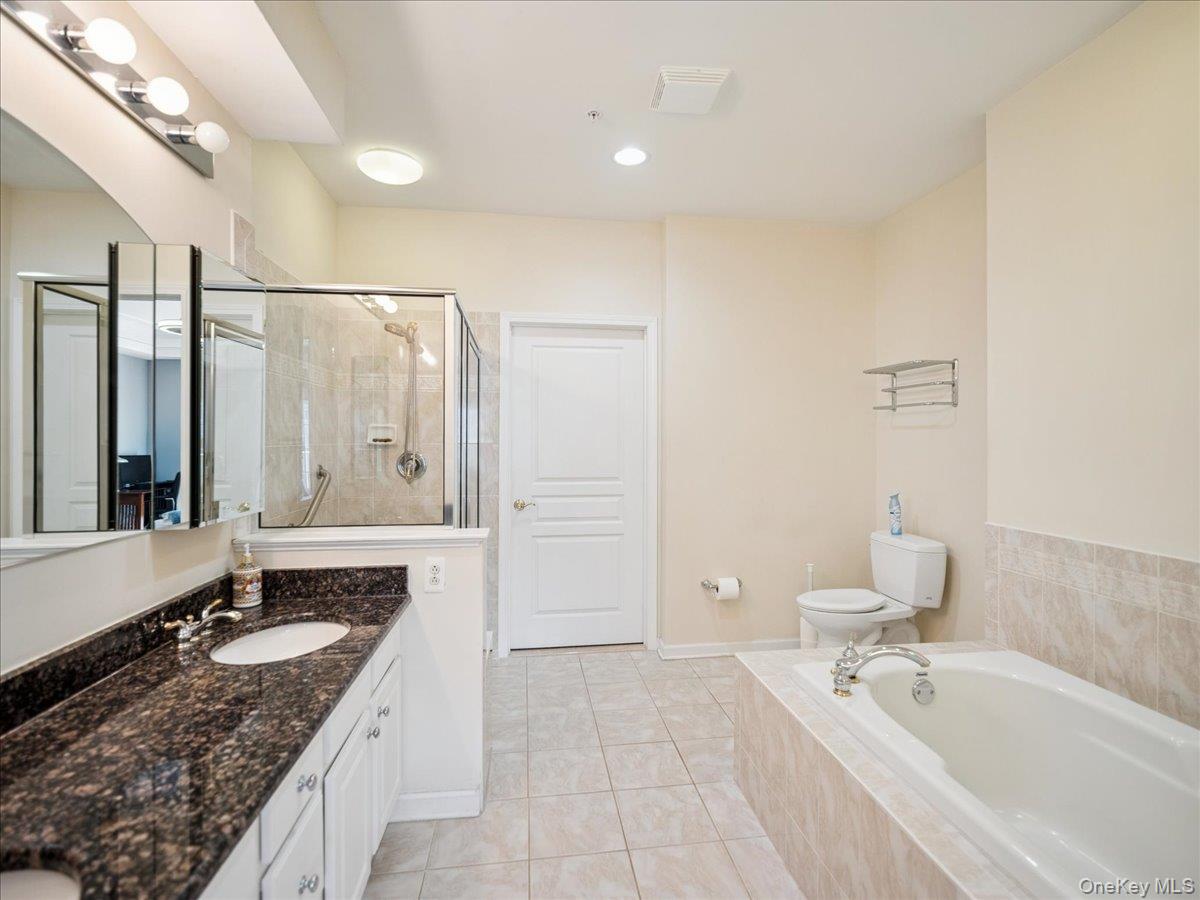 #20 photo, 28 N De Baun Avenue, Airmont , NY 10901